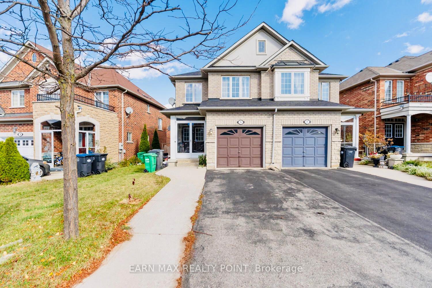 Front of 5 Cherryplum Way