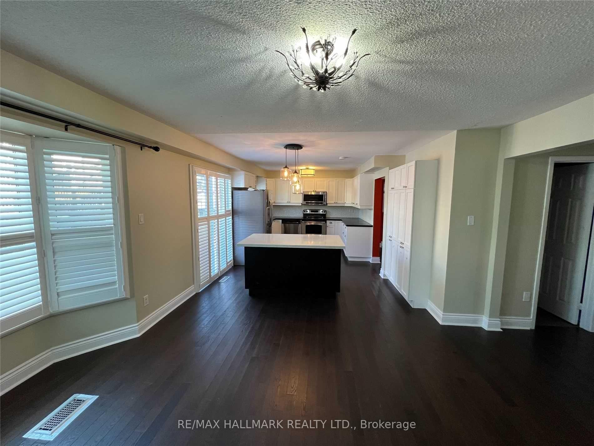Photo 3 of 11 Empson Court, Ajax, South West — HOMEH