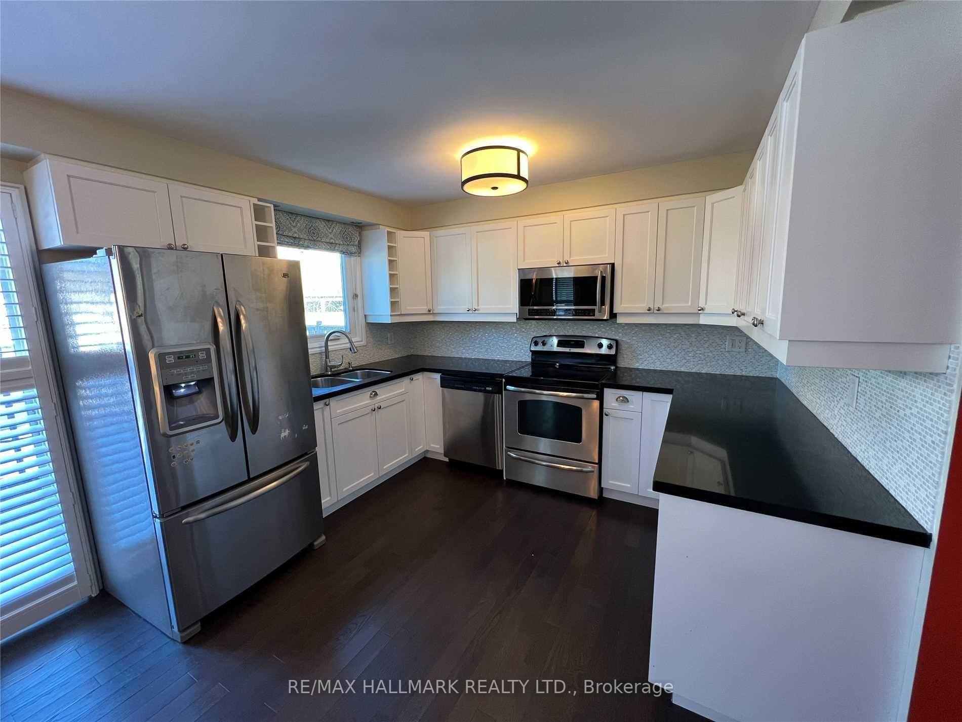 Photo 5 of 11 Empson Court, Ajax, South West — HOMEH