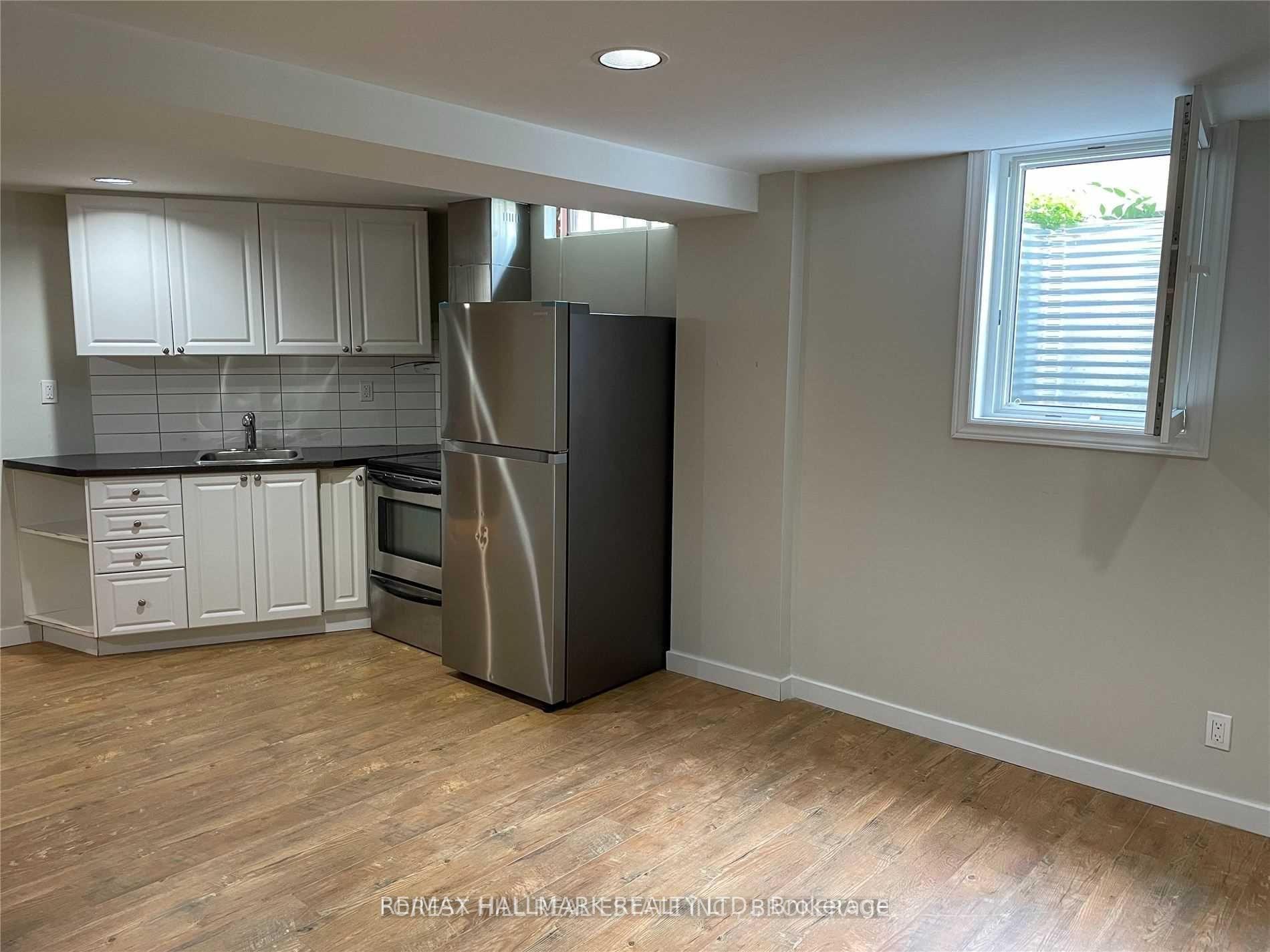 Photo 26 of 11 Empson Court, Ajax, South West — HOMEH