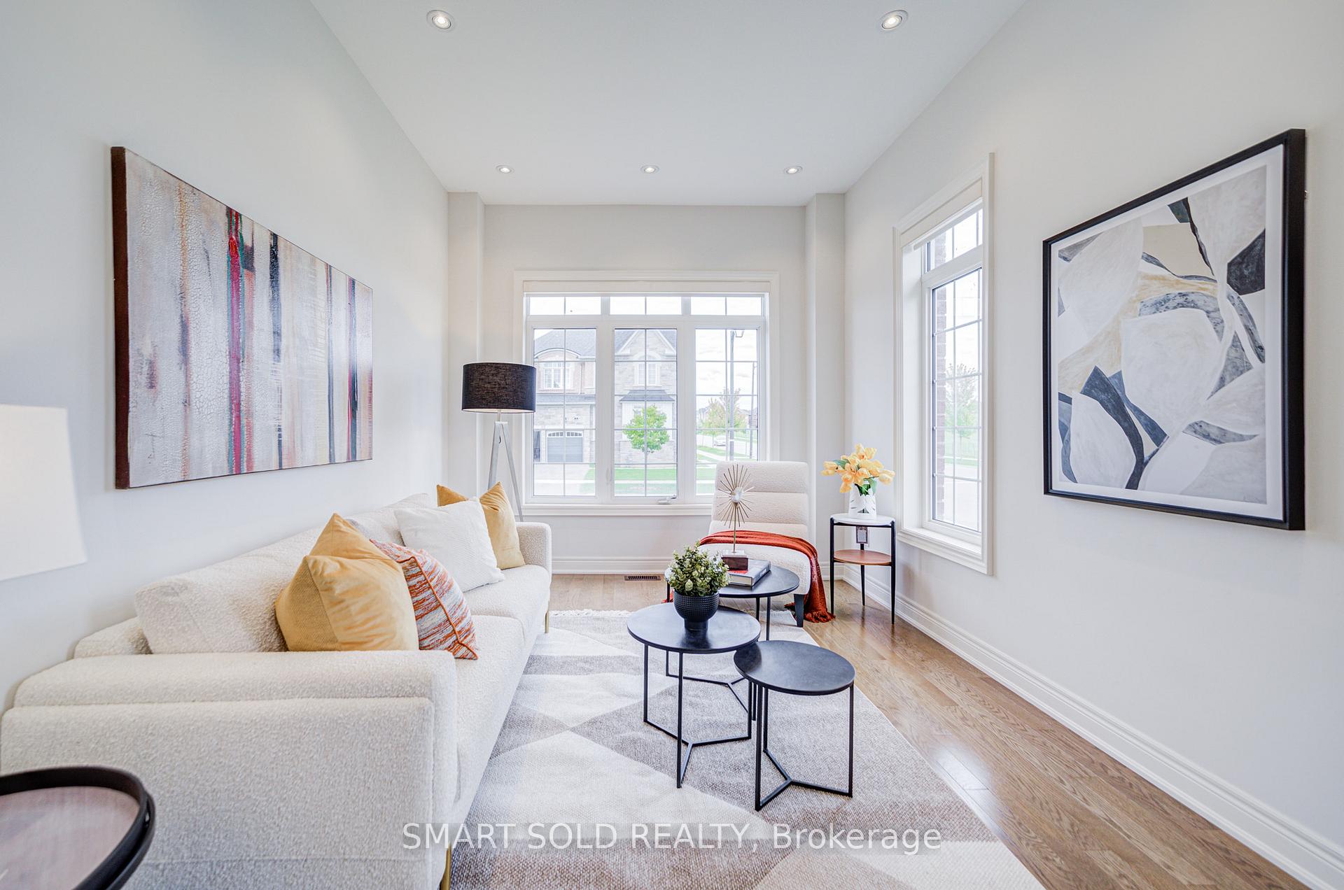Photo 9 of 238 Hartwell Way, Aurora, Bayview Northeast — HOMEH