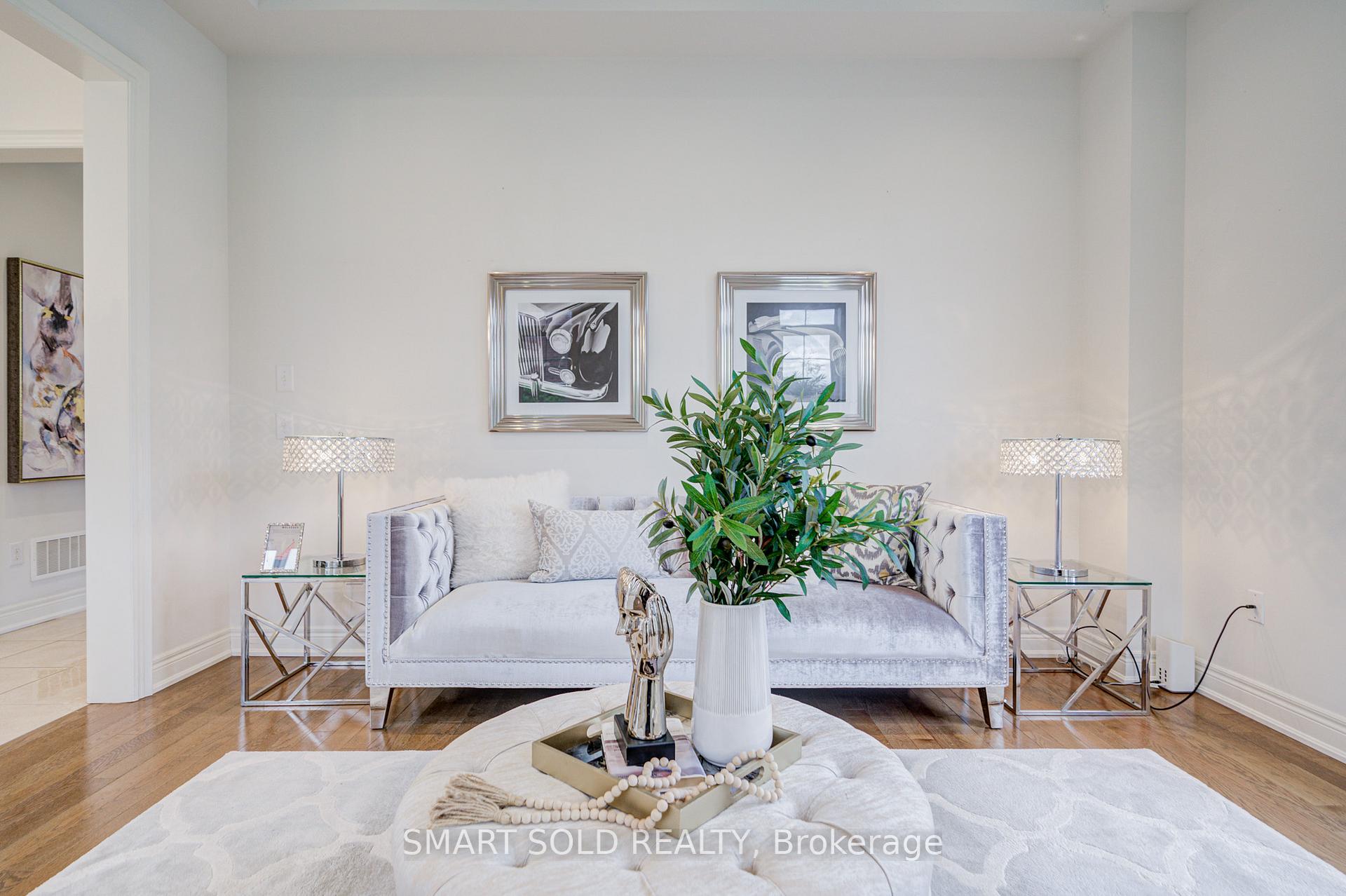 Photo 16 of 238 Hartwell Way, Aurora, Bayview Northeast — HOMEH