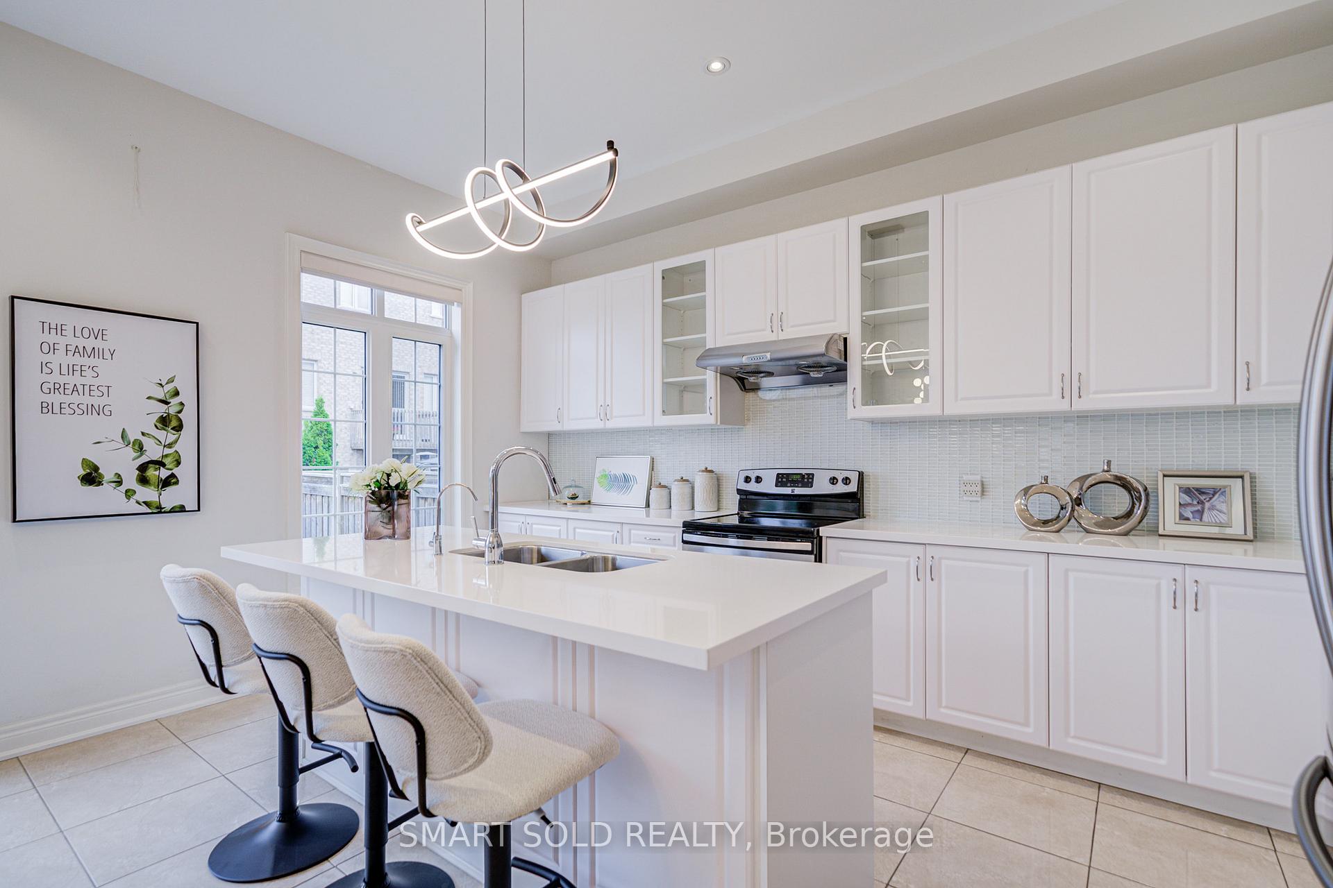 Photo 25 of 238 Hartwell Way, Aurora, Bayview Northeast — HOMEH