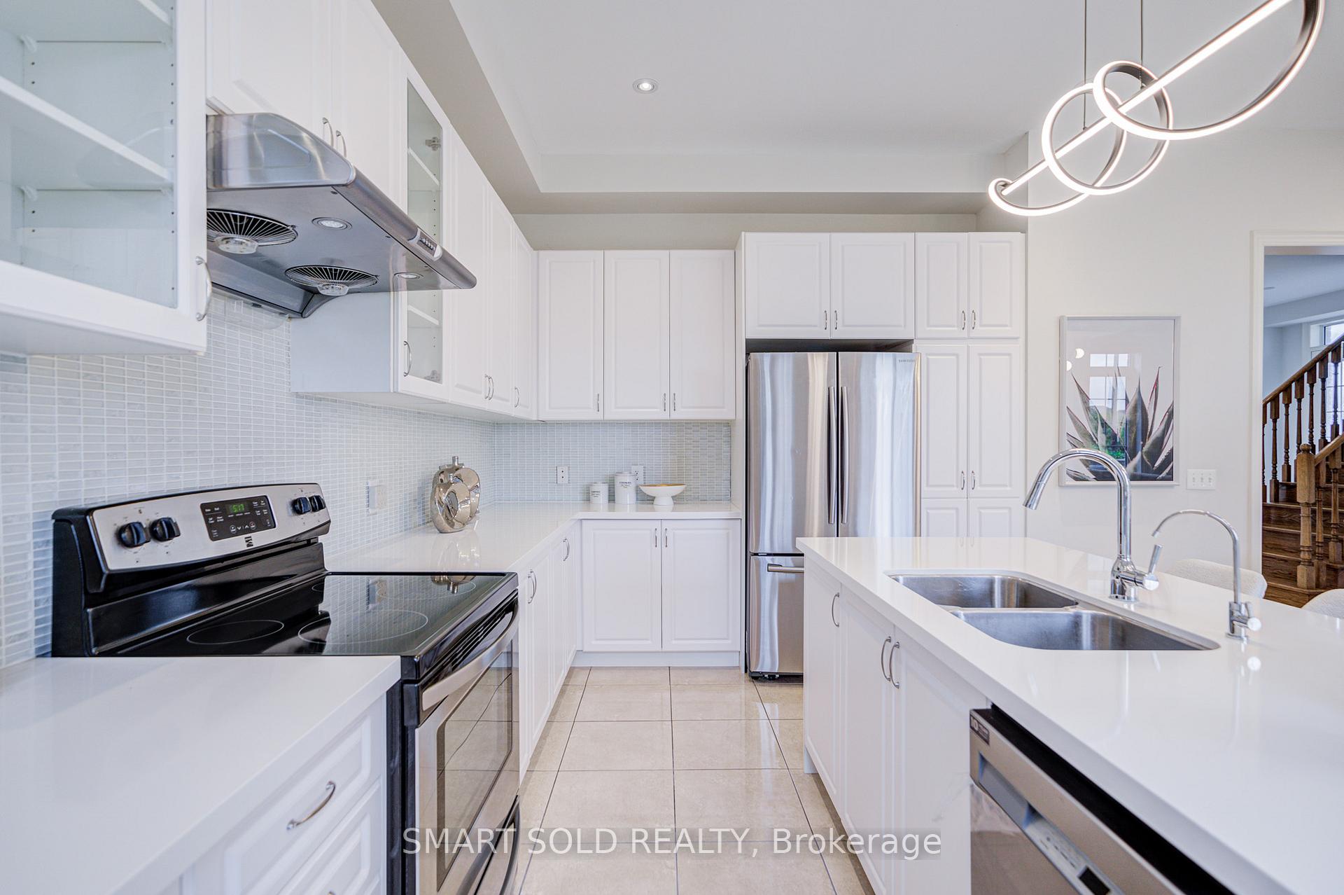 Photo 26 of 238 Hartwell Way, Aurora, Bayview Northeast — HOMEH