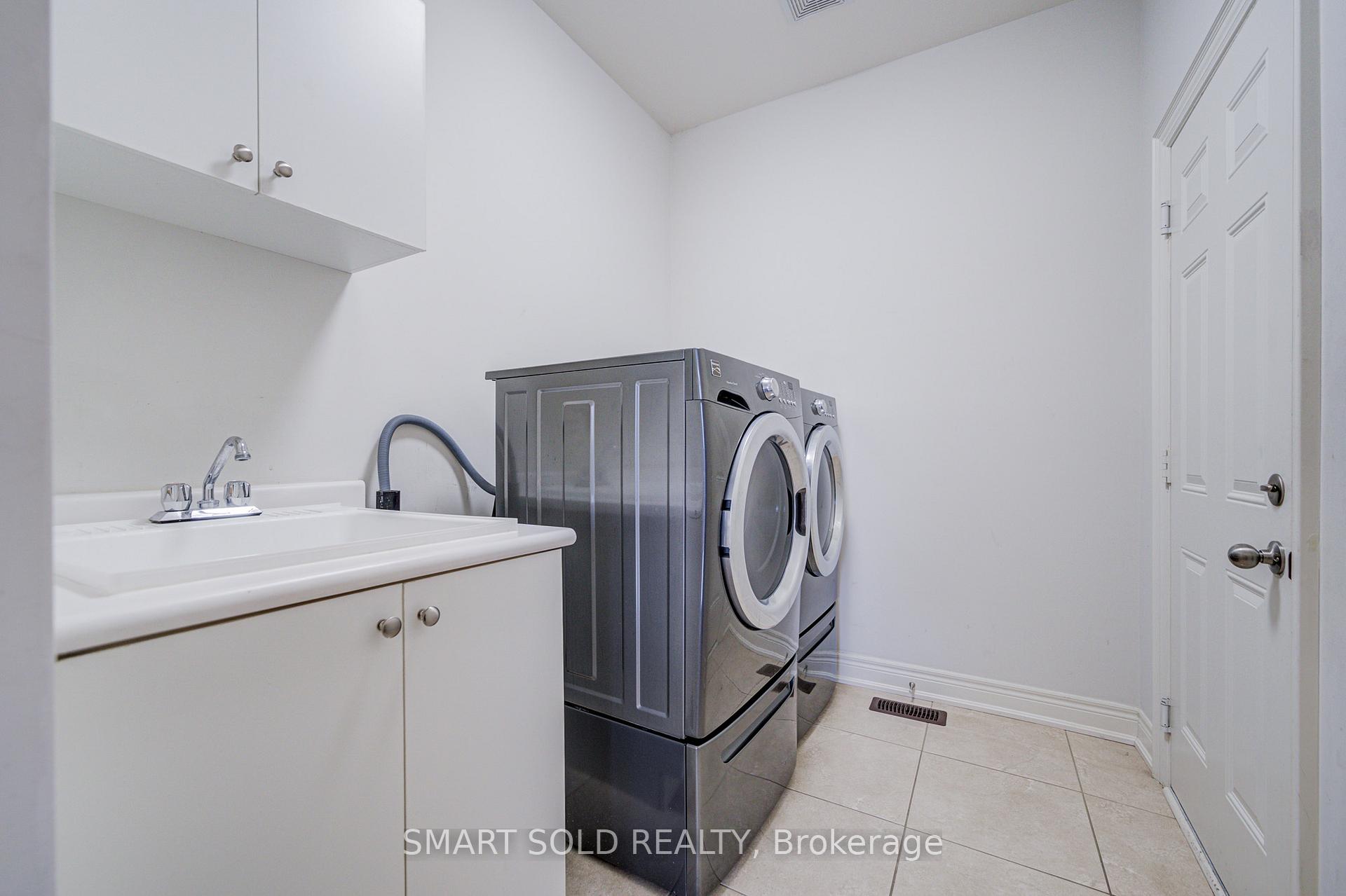 Photo 23 of 238 Hartwell Way, Aurora, Bayview Northeast — HOMEH