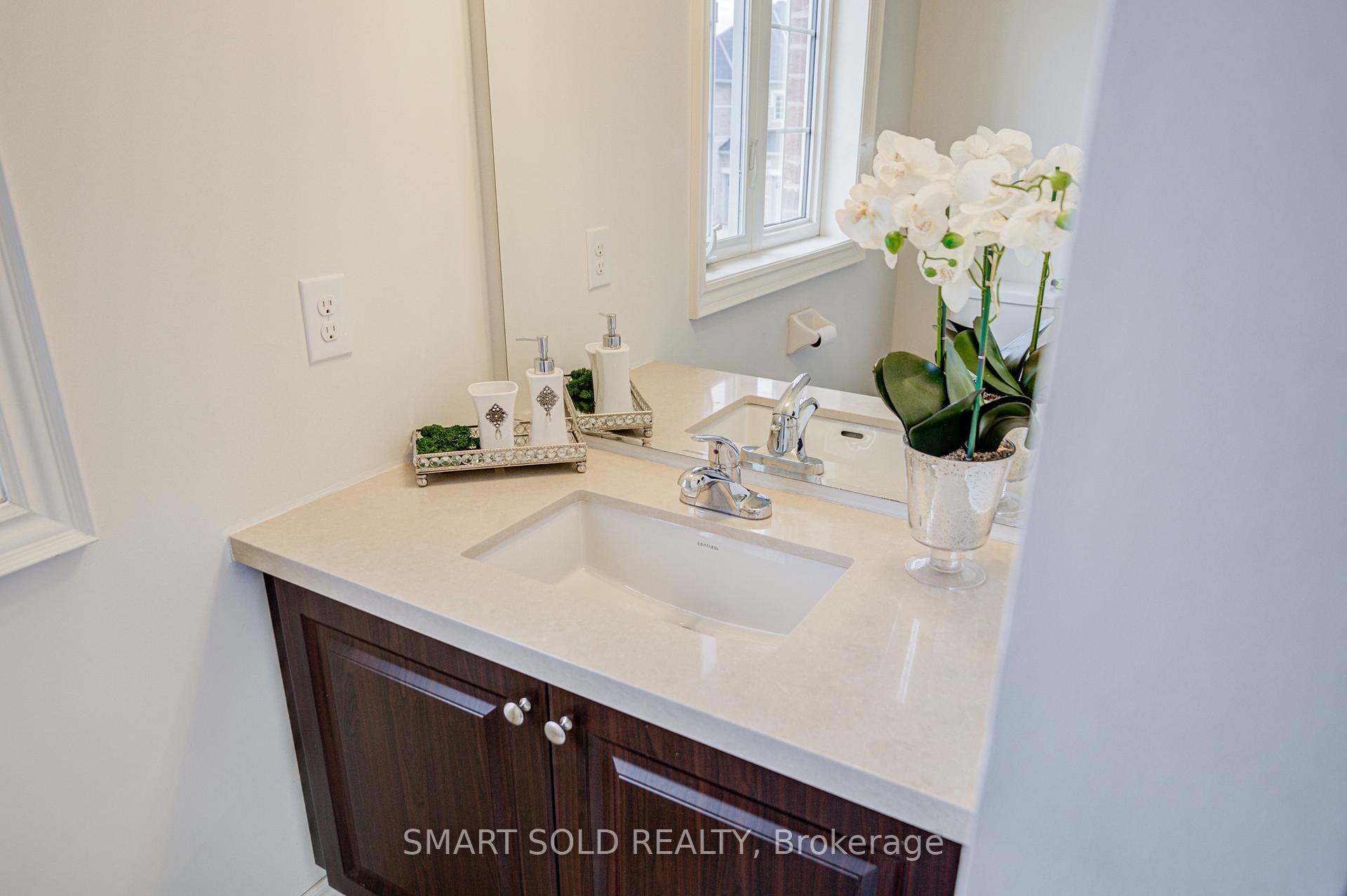 Photo 43 of 238 Hartwell Way, Aurora, Bayview Northeast — HOMEH