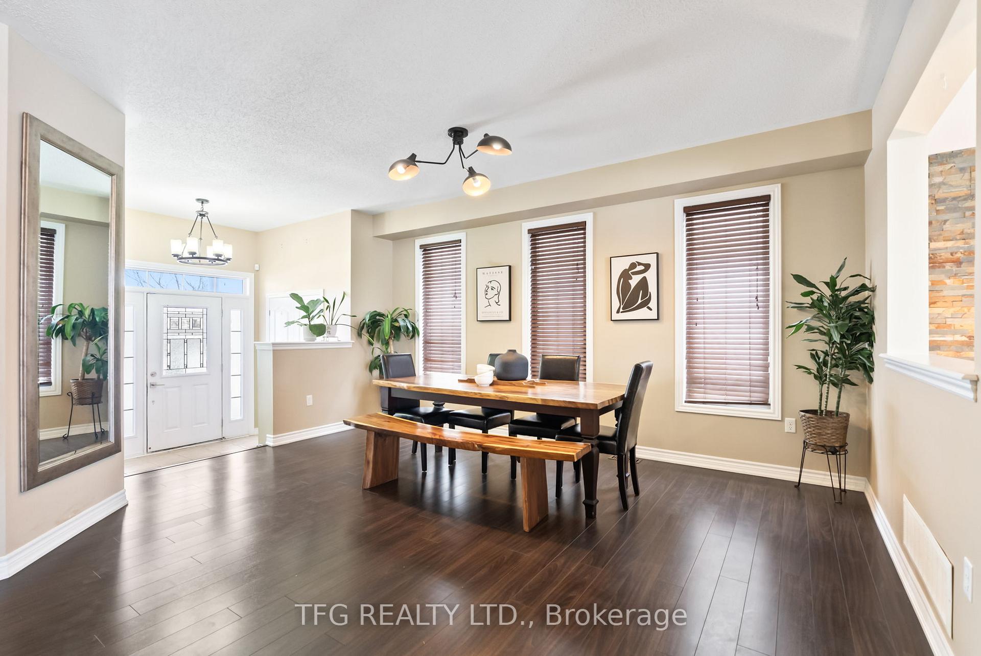 Photo 3 of 35 Hayman Street, Clarington, Courtice — HOMEH
