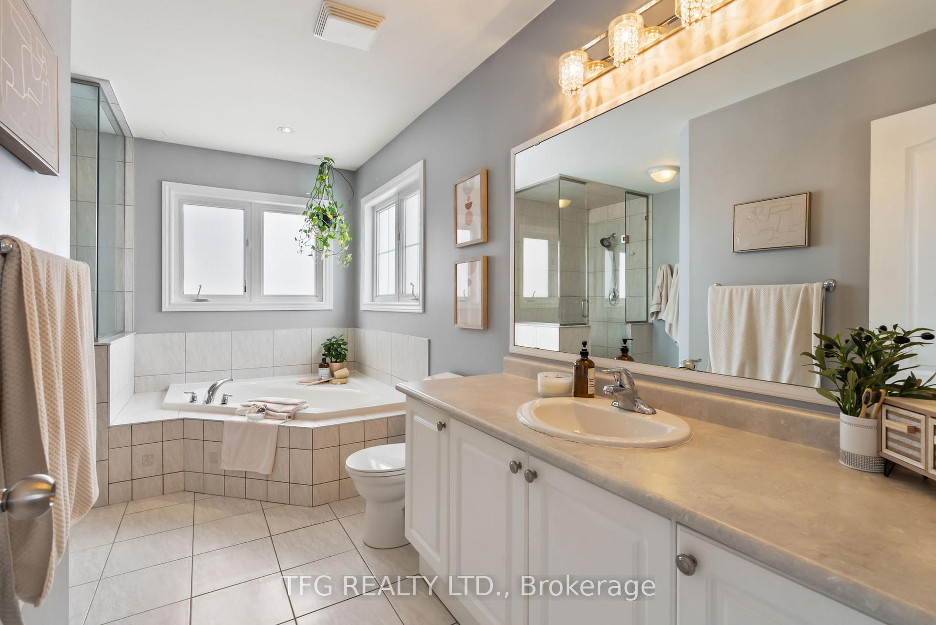 Photo 17 of 35 Hayman Street, Clarington, Courtice — HOMEH