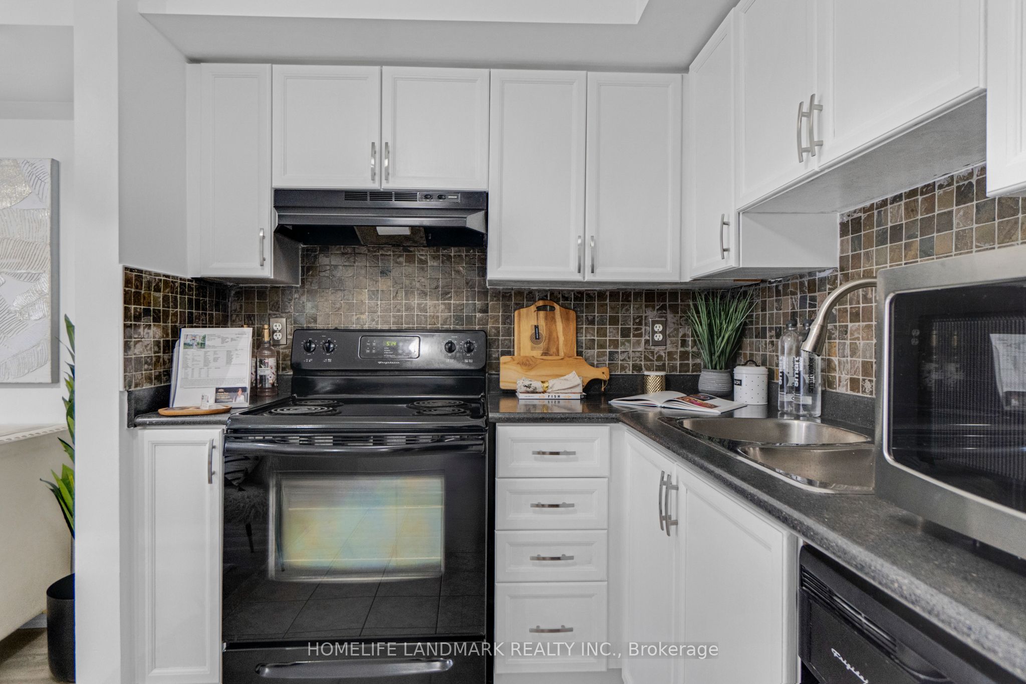 Photo 36 of Unit 8, 5025 Ninth Line, Mississauga, Churchill Meadows — HOMEH