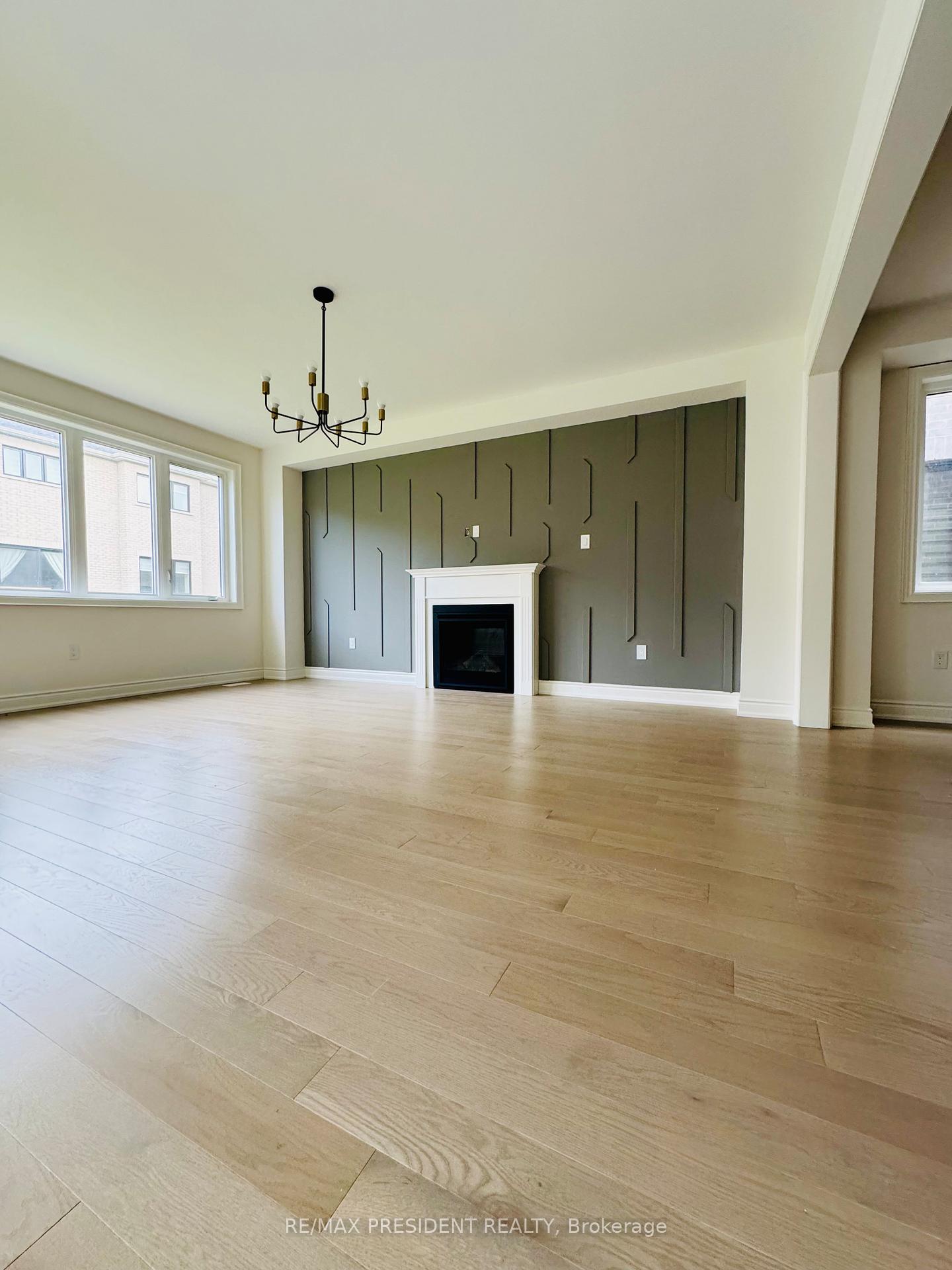 Photo 5 of 113 Walker Road W, Caledon, Caledon East — HOMEH