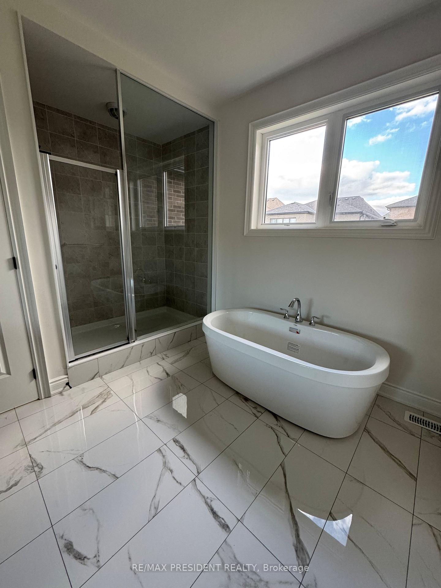 Photo 21 of 113 Walker Road W, Caledon, Caledon East — HOMEH