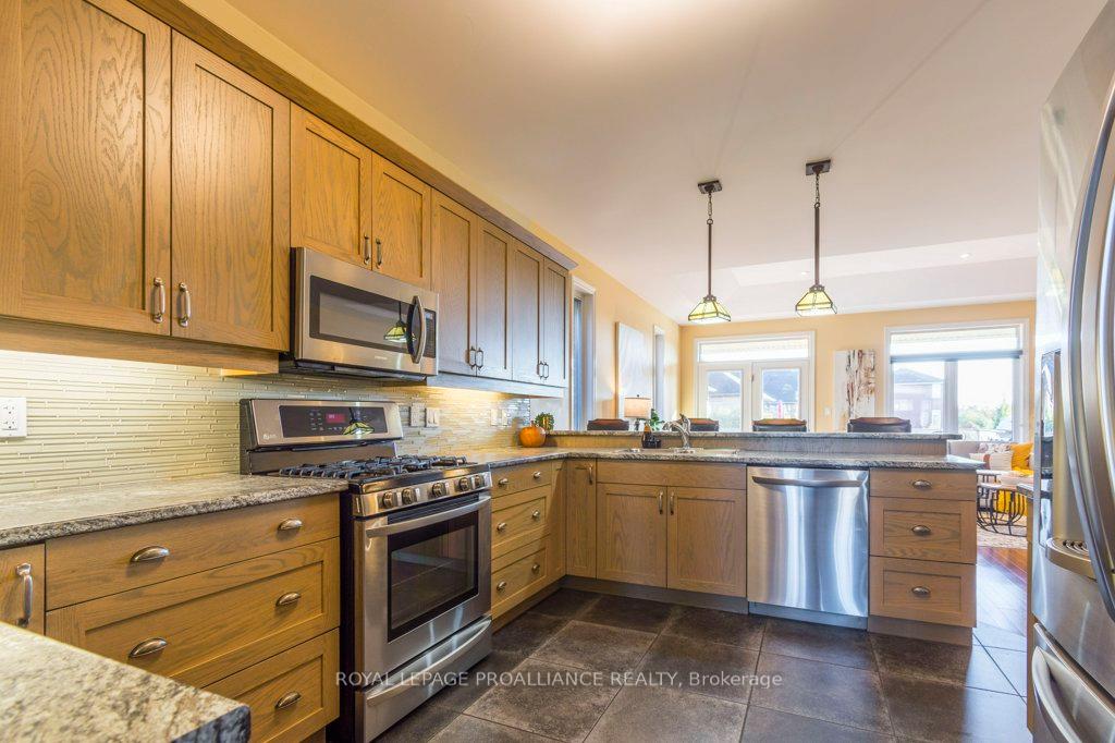 Photo 9 of 45 Chestnut Drive, Belleville, Thurlow Ward — HOMEH