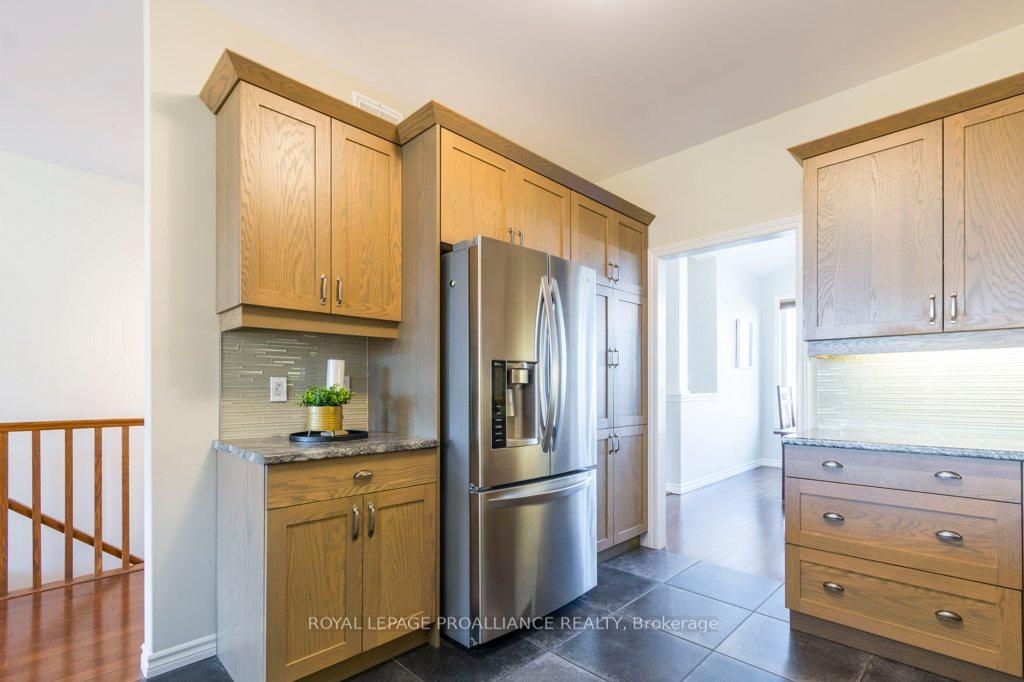 Photo 11 of 45 Chestnut Drive, Belleville, Thurlow Ward — HOMEH