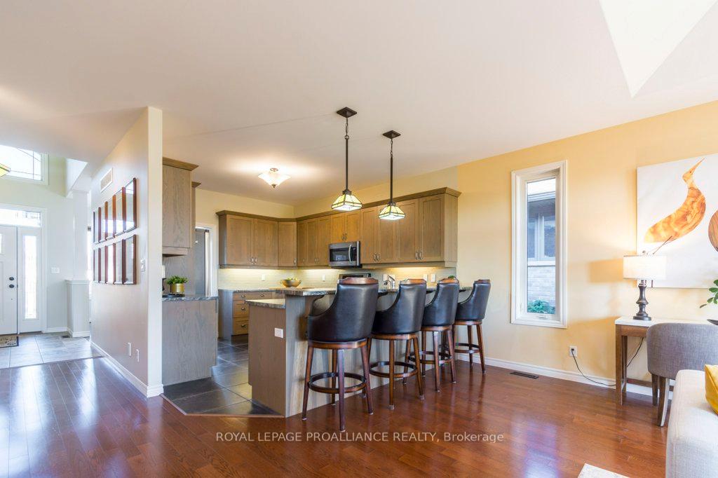 Photo 12 of 45 Chestnut Drive, Belleville, Thurlow Ward — HOMEH