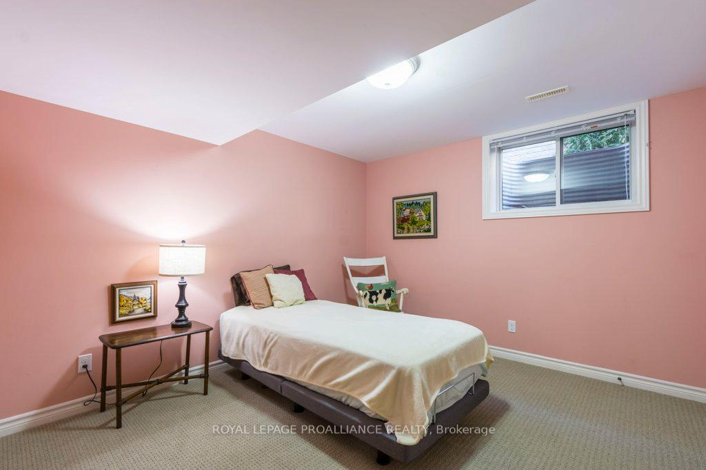 Photo 27 of 45 Chestnut Drive, Belleville, Thurlow Ward — HOMEH