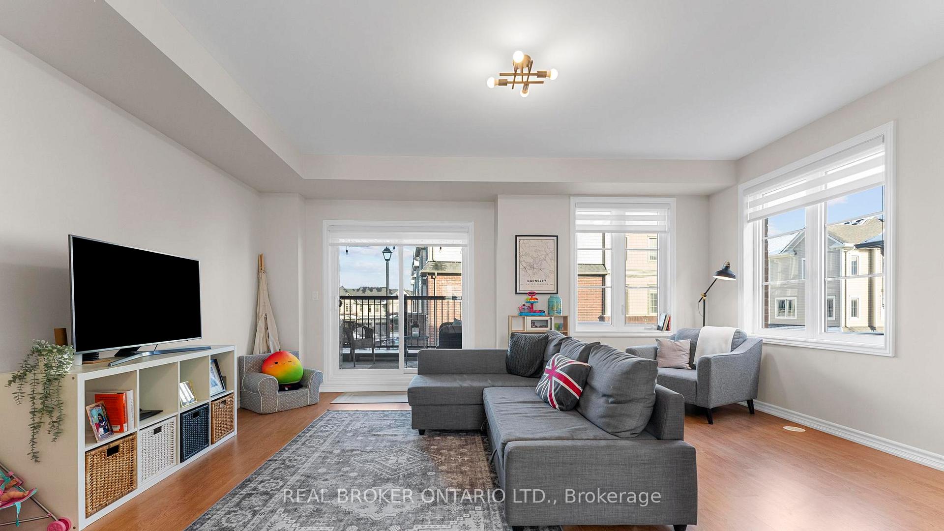 Photo 9 of 2087 Prestonvale Road, Clarington, Courtice — HOMEH