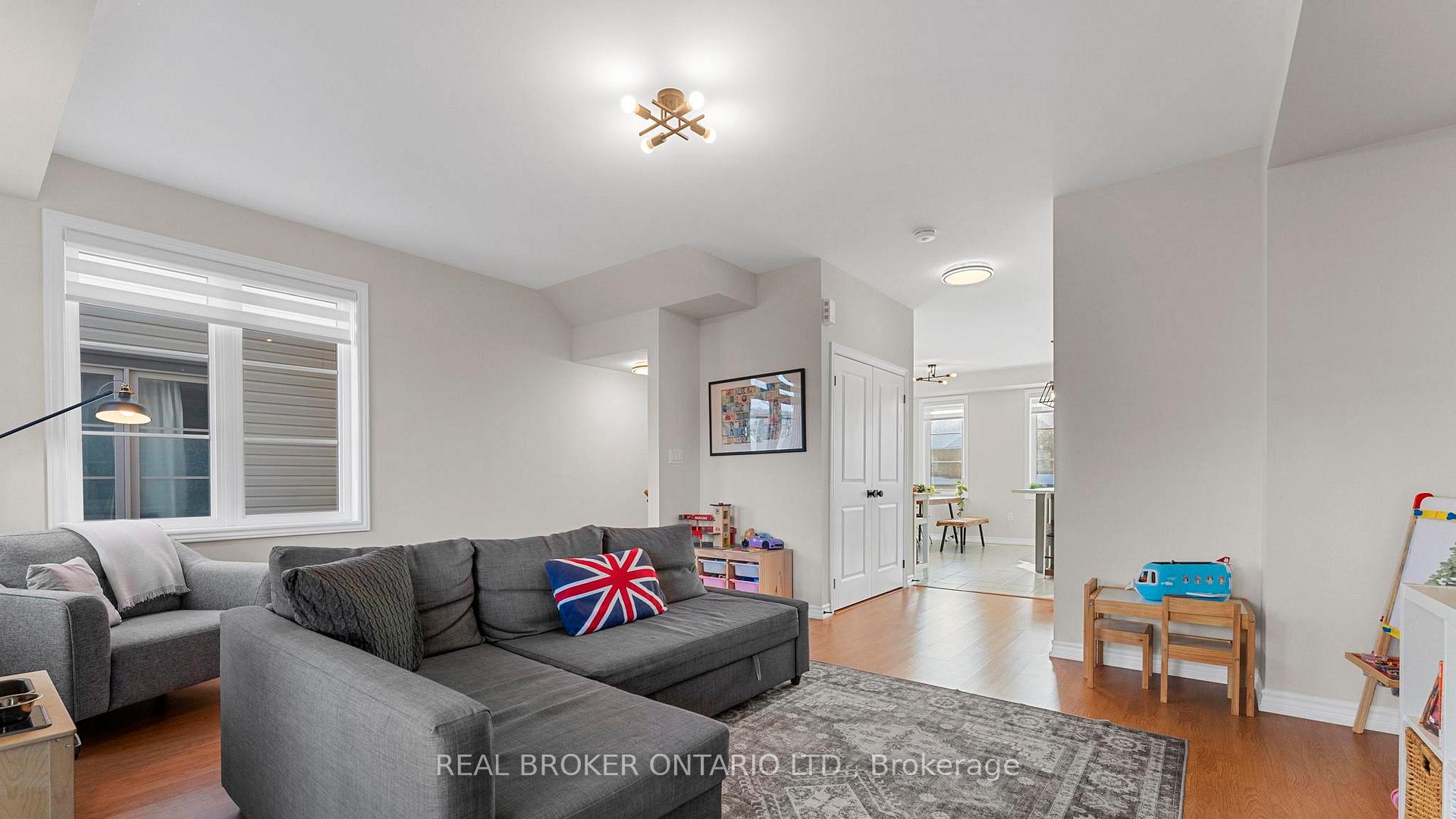 Photo 12 of 2087 Prestonvale Road, Clarington, Courtice — HOMEH