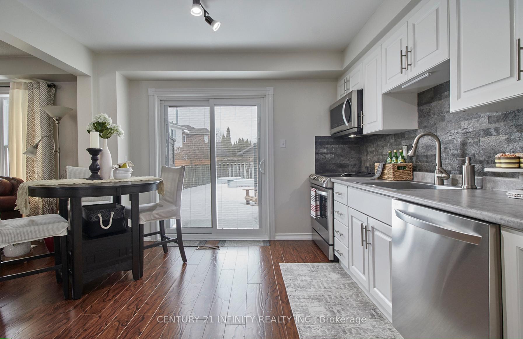 Photo 9 of 12 Prestonway Drive, Clarington, Bowmanville — HOMEH