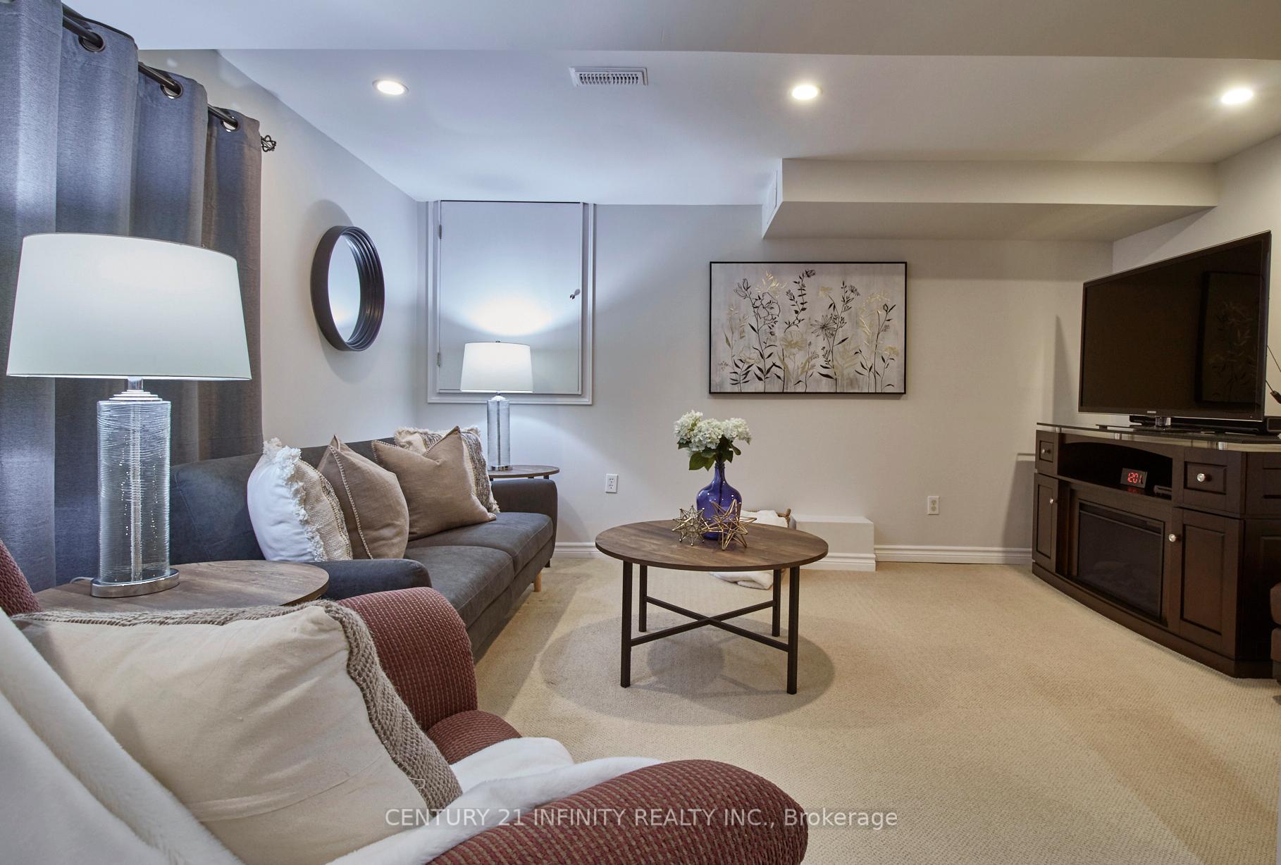 Photo 20 of 12 Prestonway Drive, Clarington, Bowmanville — HOMEH