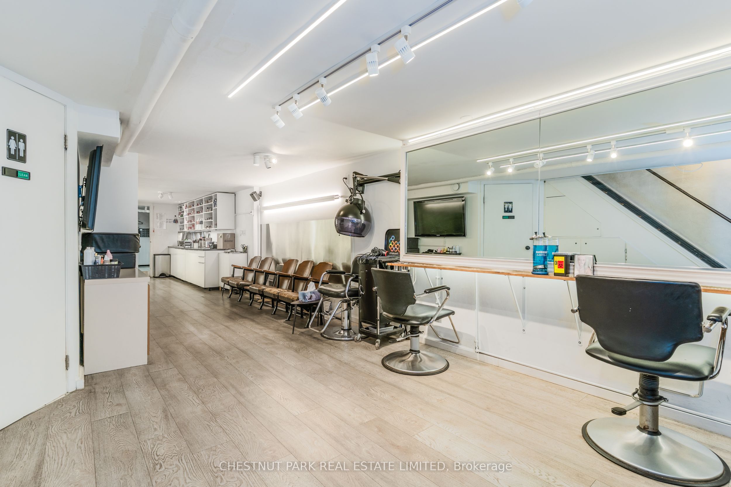 Photo 47 of 200 Ossington Avenue, Toronto, Trinity-Bellwoods — HOMEH