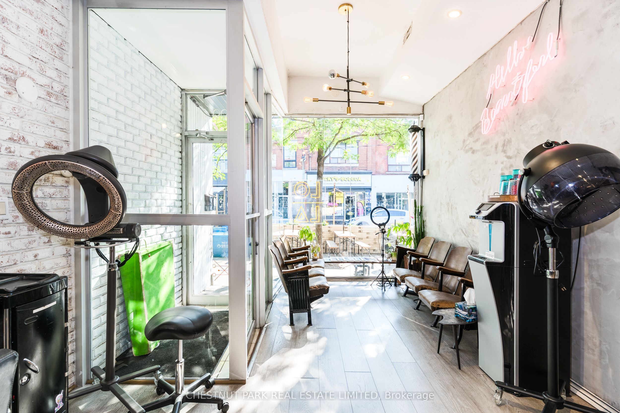 Photo 46 of 200 Ossington Avenue, Toronto, Trinity-Bellwoods — HOMEH