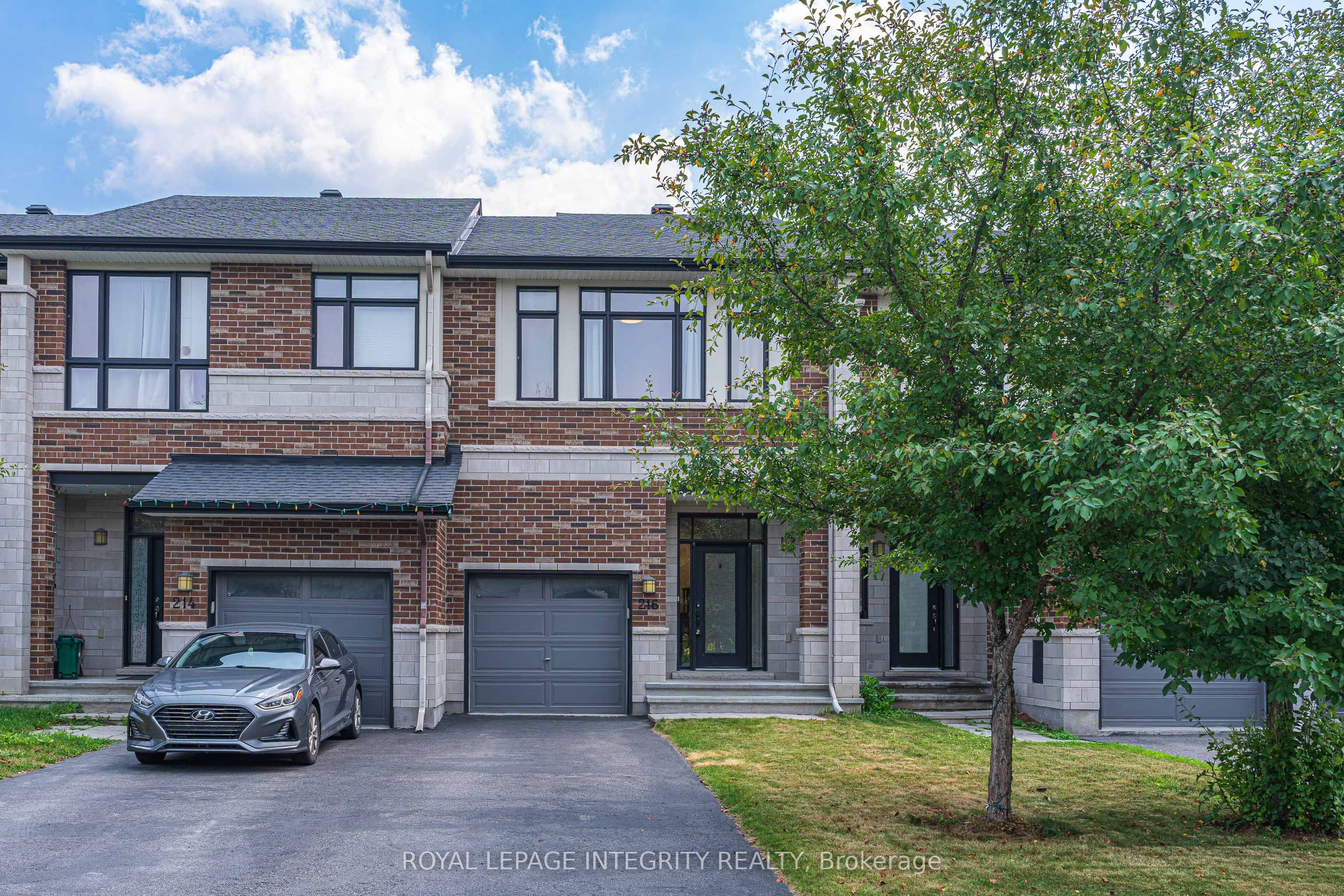 Photo 2 of 216 Cooks Mill Crescent, Ottawa, Riverside South — HOMEH
