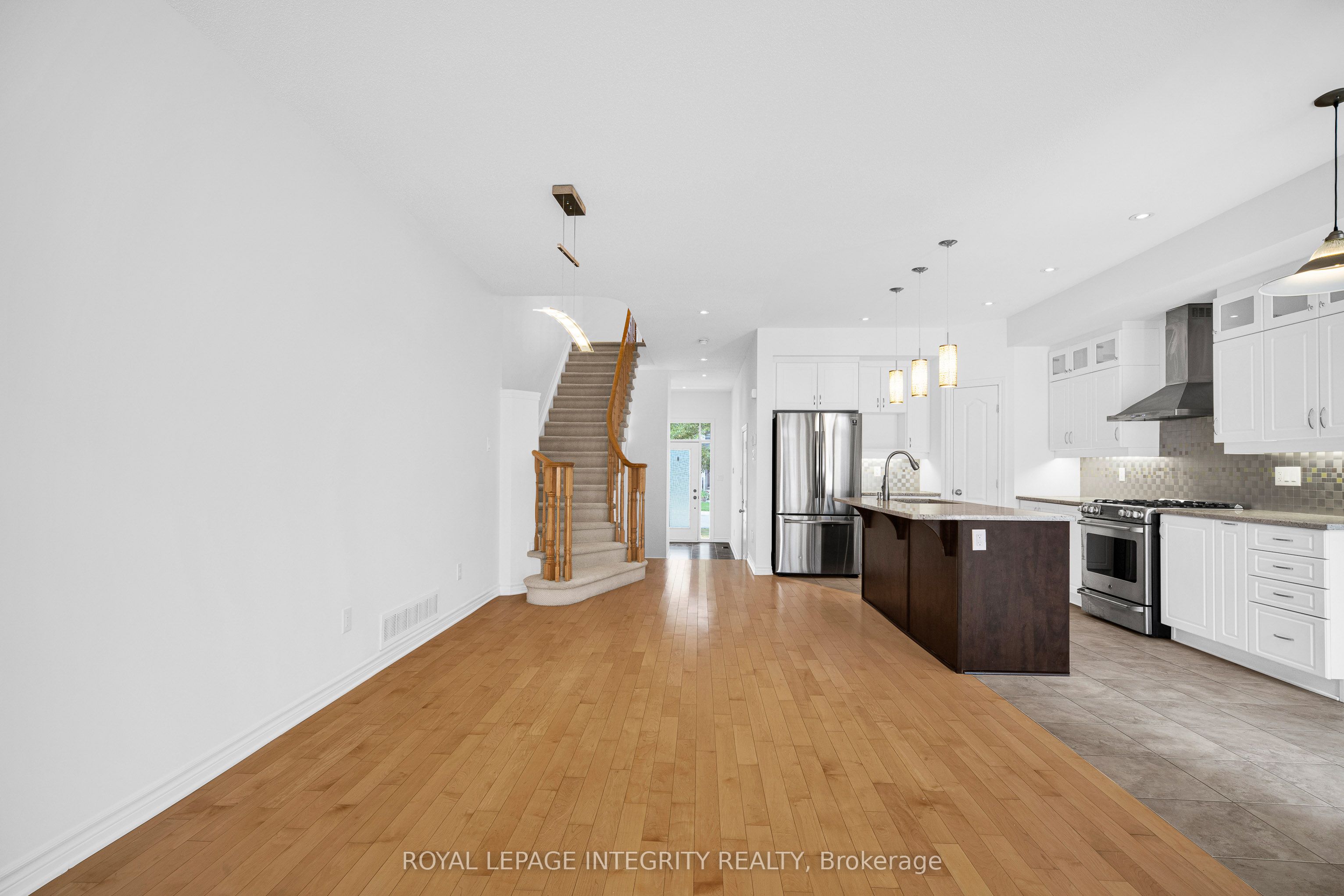 Photo 57 of 216 Cooks Mill Crescent, Ottawa, Riverside South — HOMEH