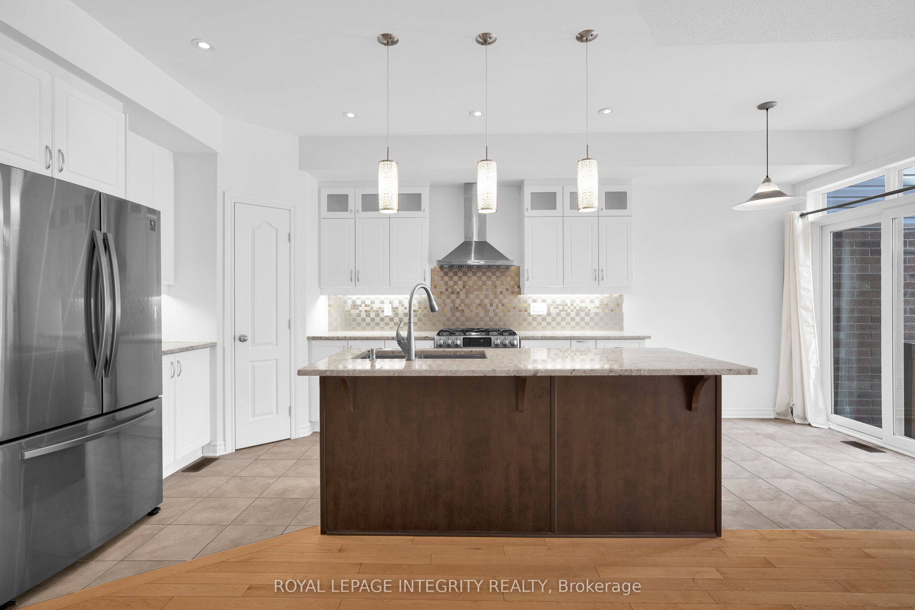 Photo 51 of 216 Cooks Mill Crescent, Ottawa, Riverside South — HOMEH