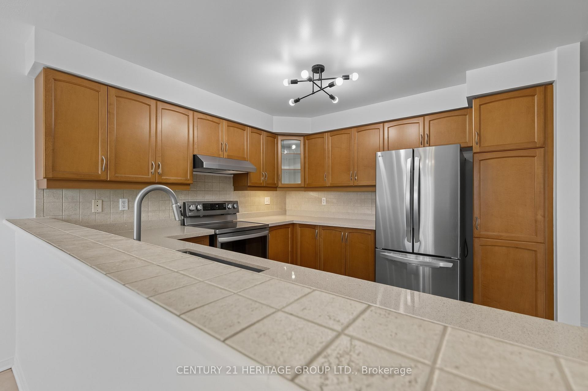 Photo 28 of 67 Ruffet Drive, Barrie, Edgehill Drive — HOMEH