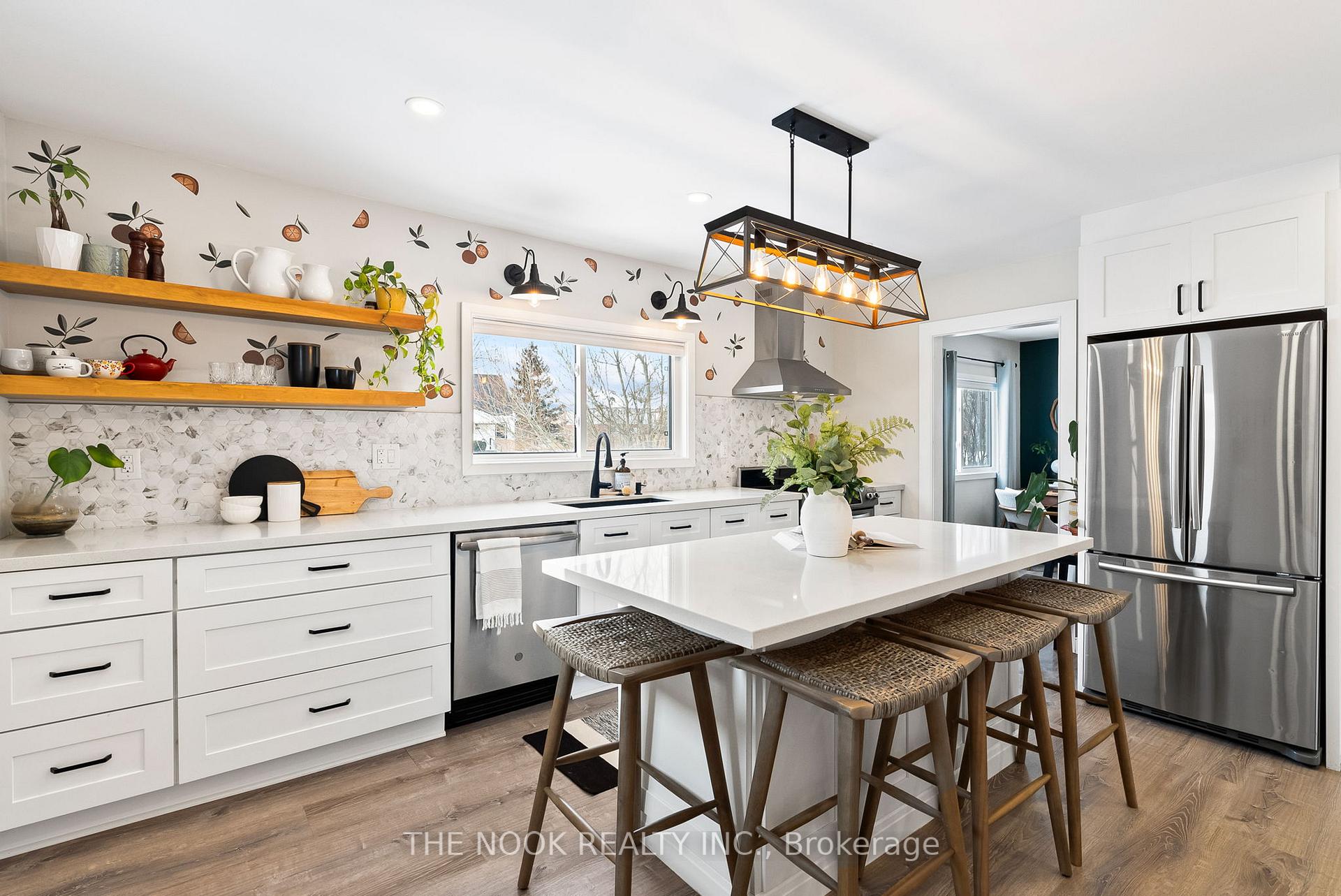 Photo 4 of 29 Townline Road S, Clarington, Courtice — HOMEH