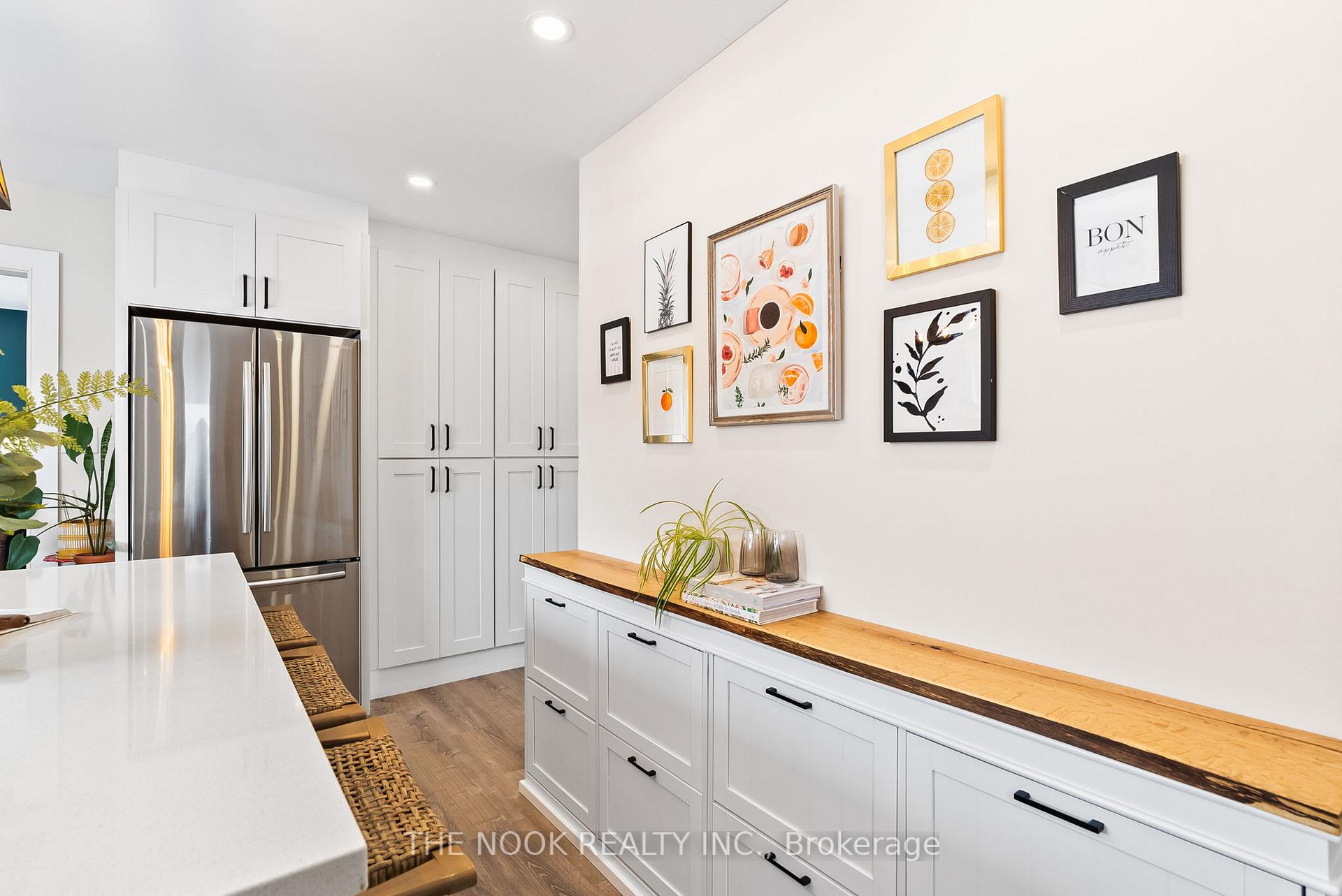 Photo 10 of 29 Townline Road S, Clarington, Courtice — HOMEH