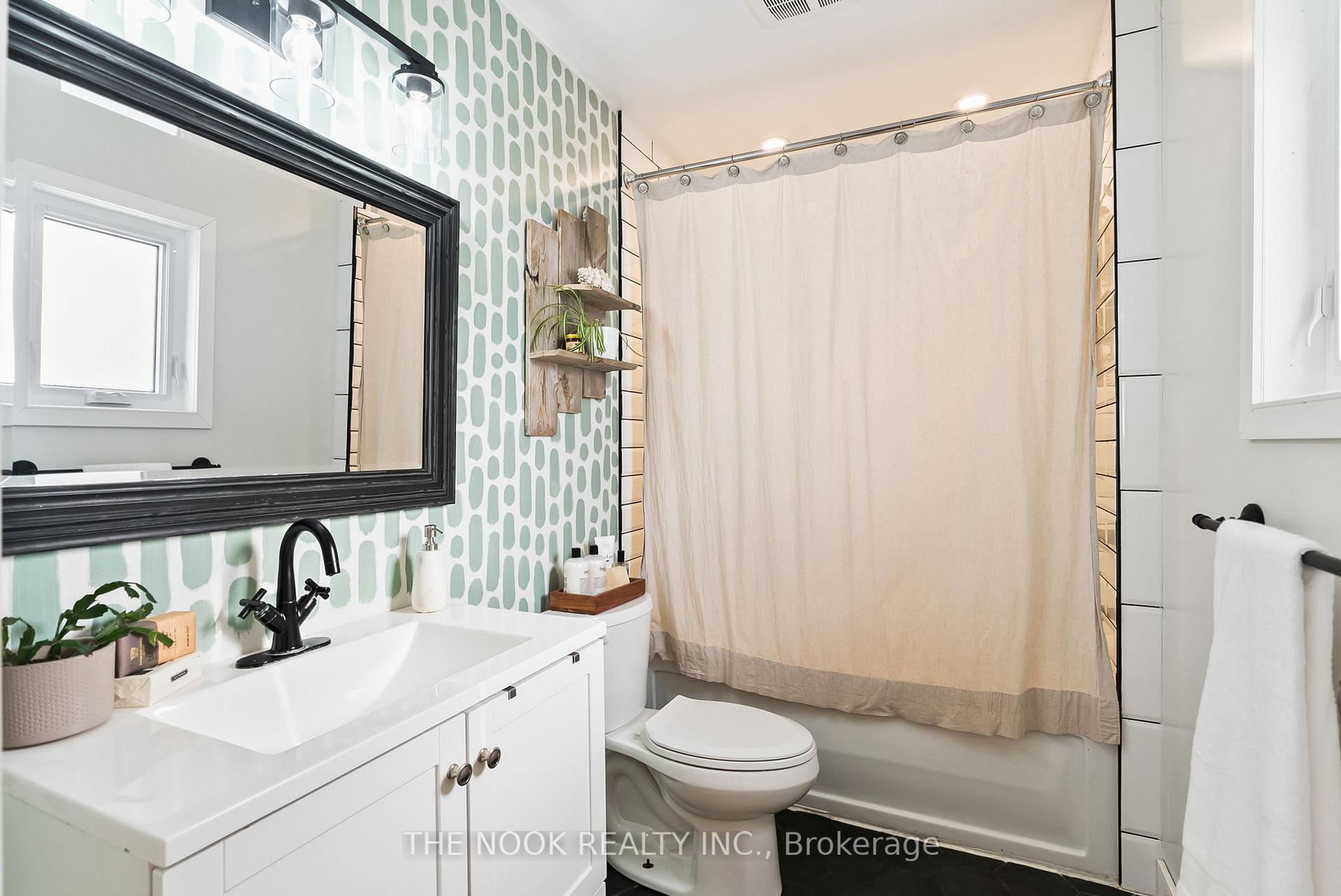Photo 25 of 29 Townline Road S, Clarington, Courtice — HOMEH