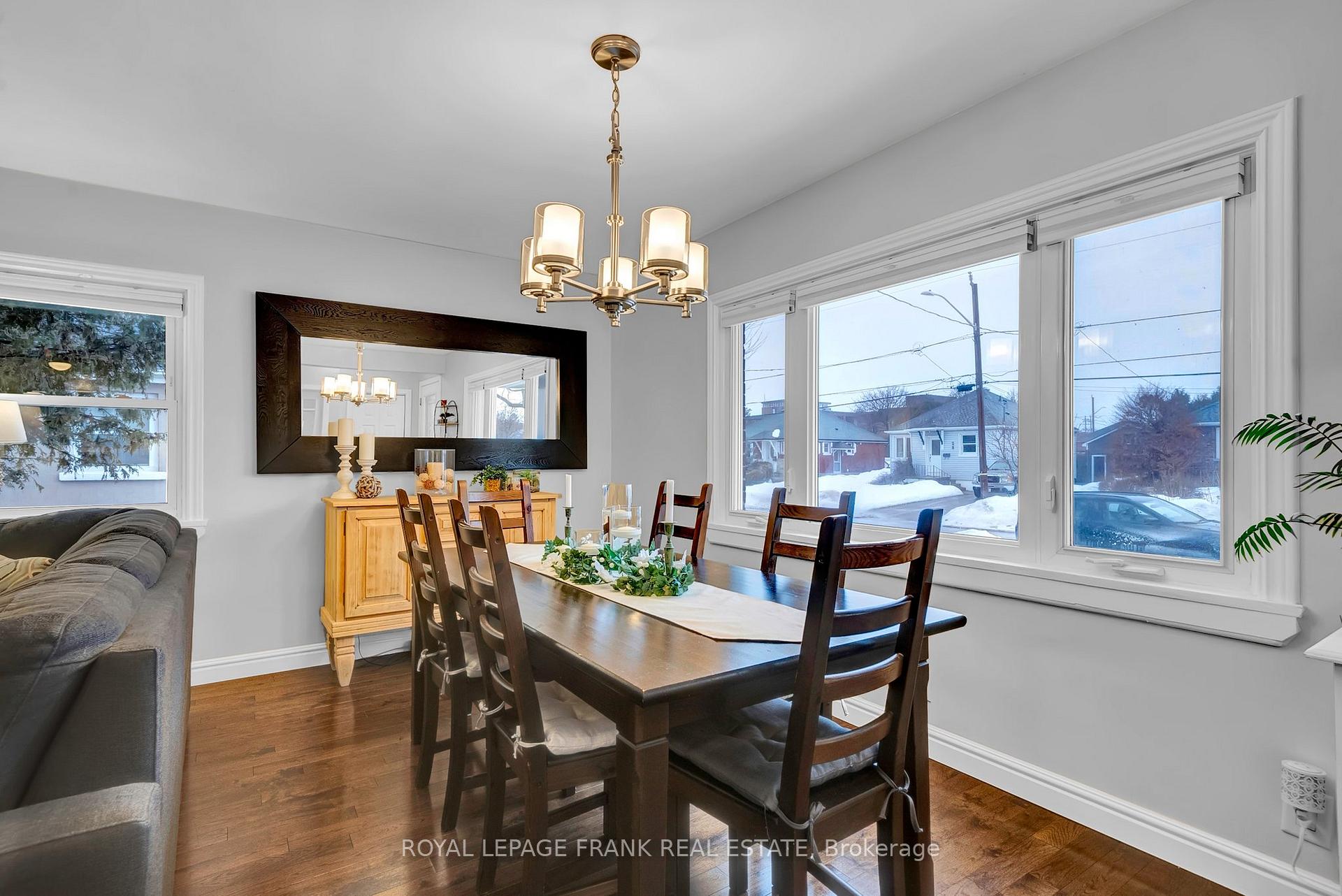 Photo 4 of 25 Jane Street, Clarington, Bowmanville — HOMEH