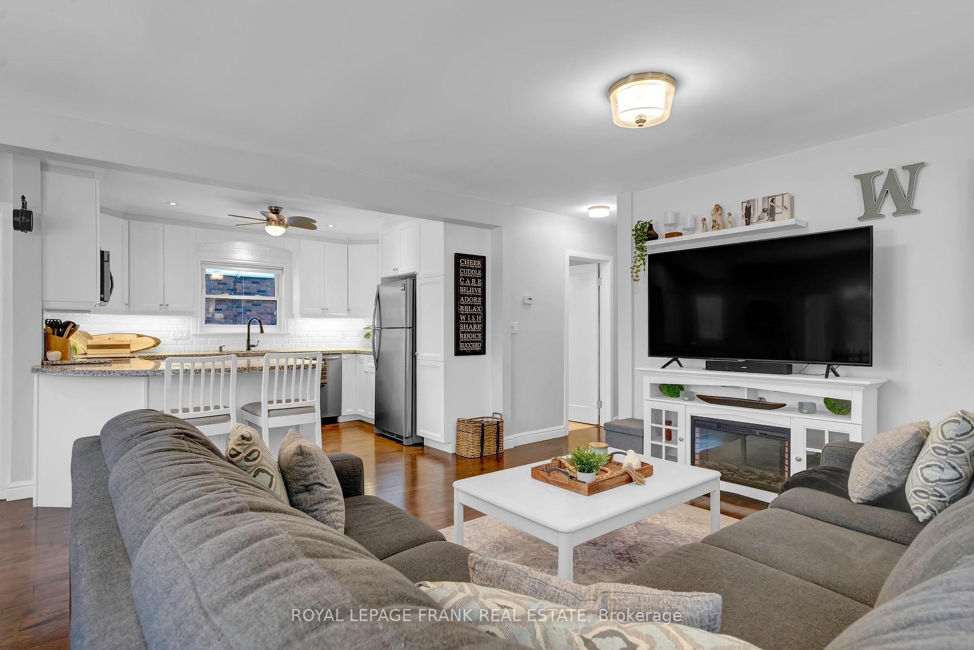 Photo 6 of 25 Jane Street, Clarington, Bowmanville — HOMEH