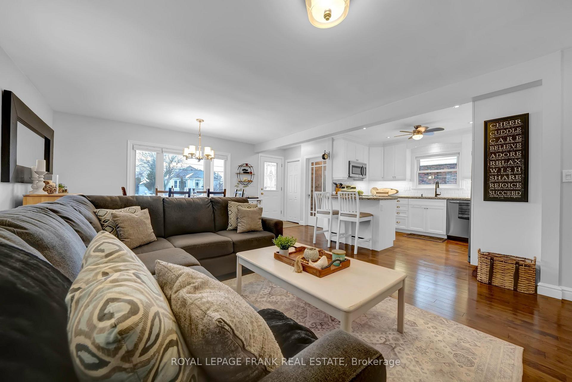 Photo 15 of 25 Jane Street, Clarington, Bowmanville — HOMEH