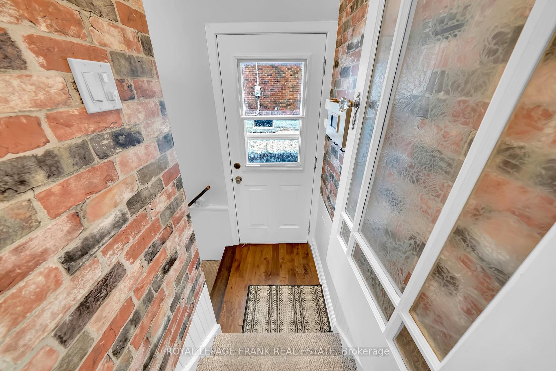 Photo 22 of 25 Jane Street, Clarington, Bowmanville — HOMEH