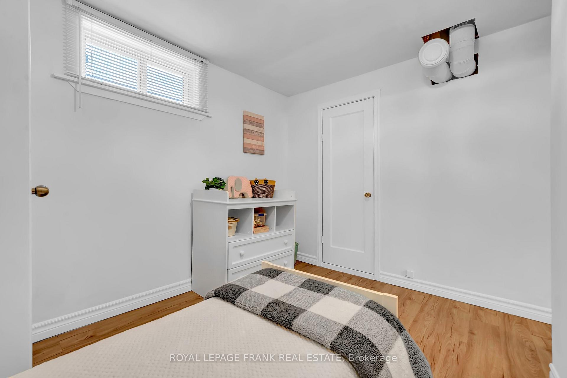 Photo 32 of 25 Jane Street, Clarington, Bowmanville — HOMEH