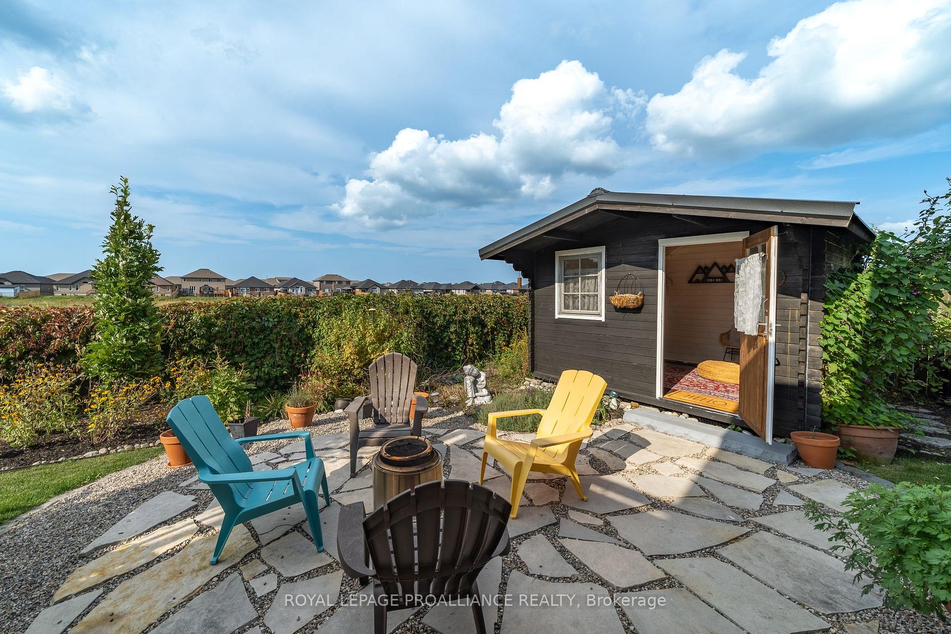 Photo 30 of 34 Scenic Drive, Belleville, Thurlow Ward — HOMEH
