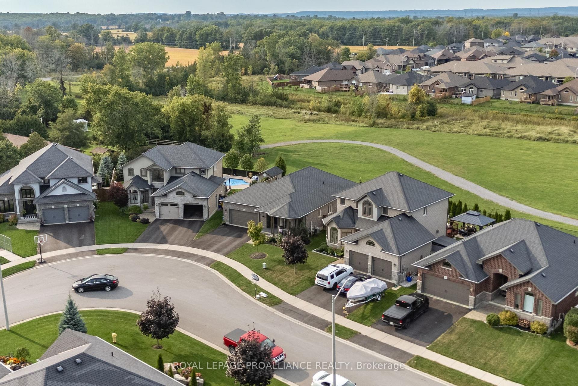 Photo 39 of 34 Scenic Drive, Belleville, Thurlow Ward — HOMEH