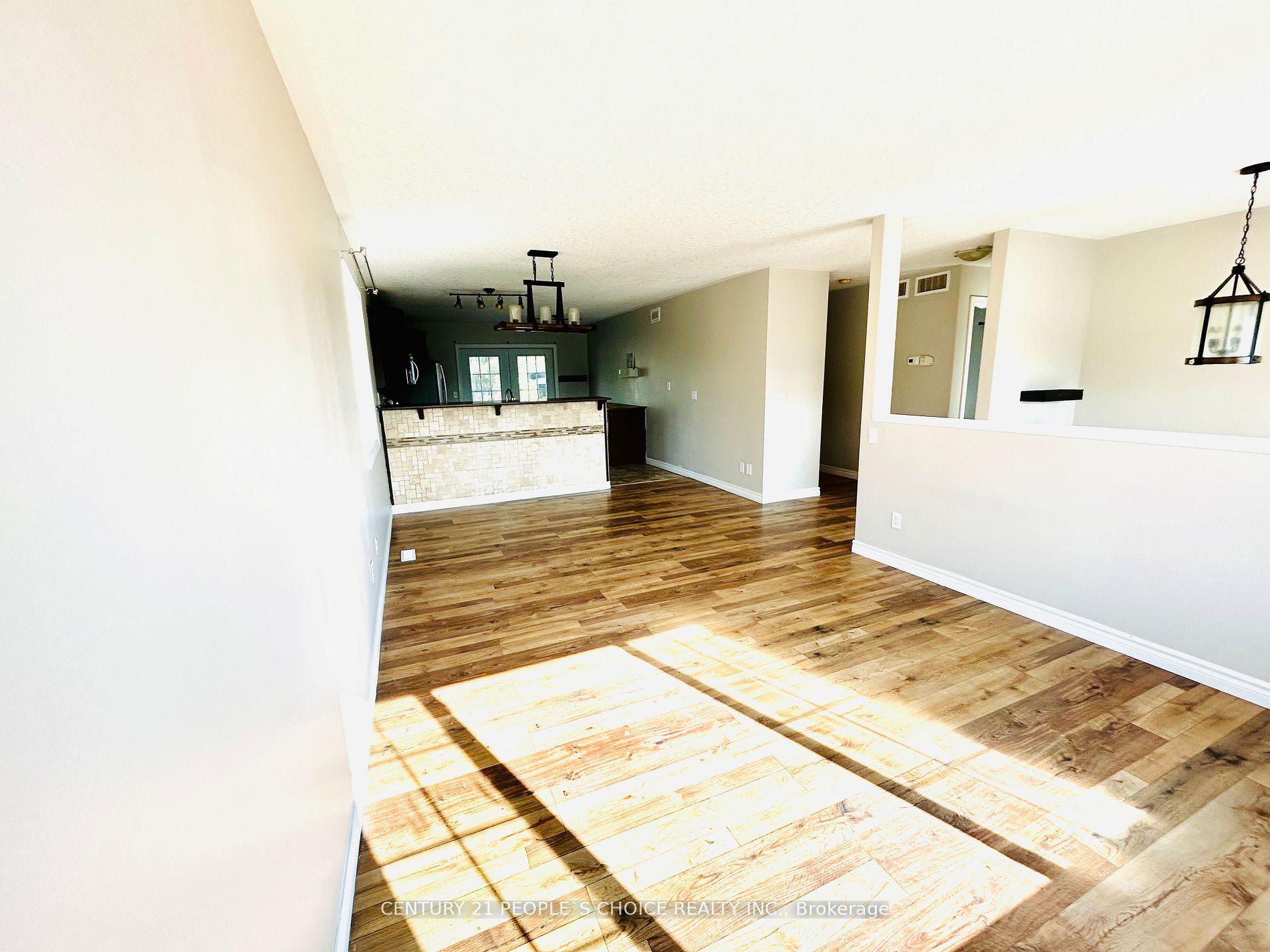 Photo 5 of 85 Stanley Street, Belleville, Belleville Ward — HOMEH
