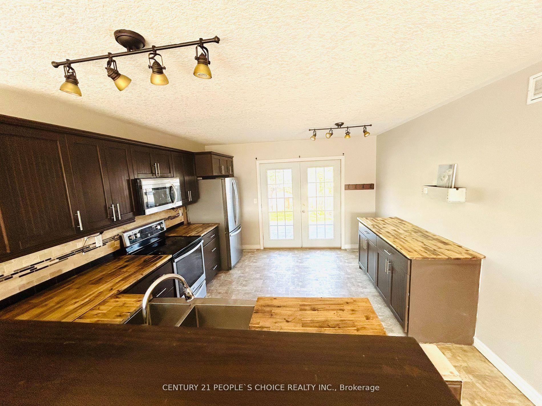Photo 7 of 85 Stanley Street, Belleville, Belleville Ward — HOMEH