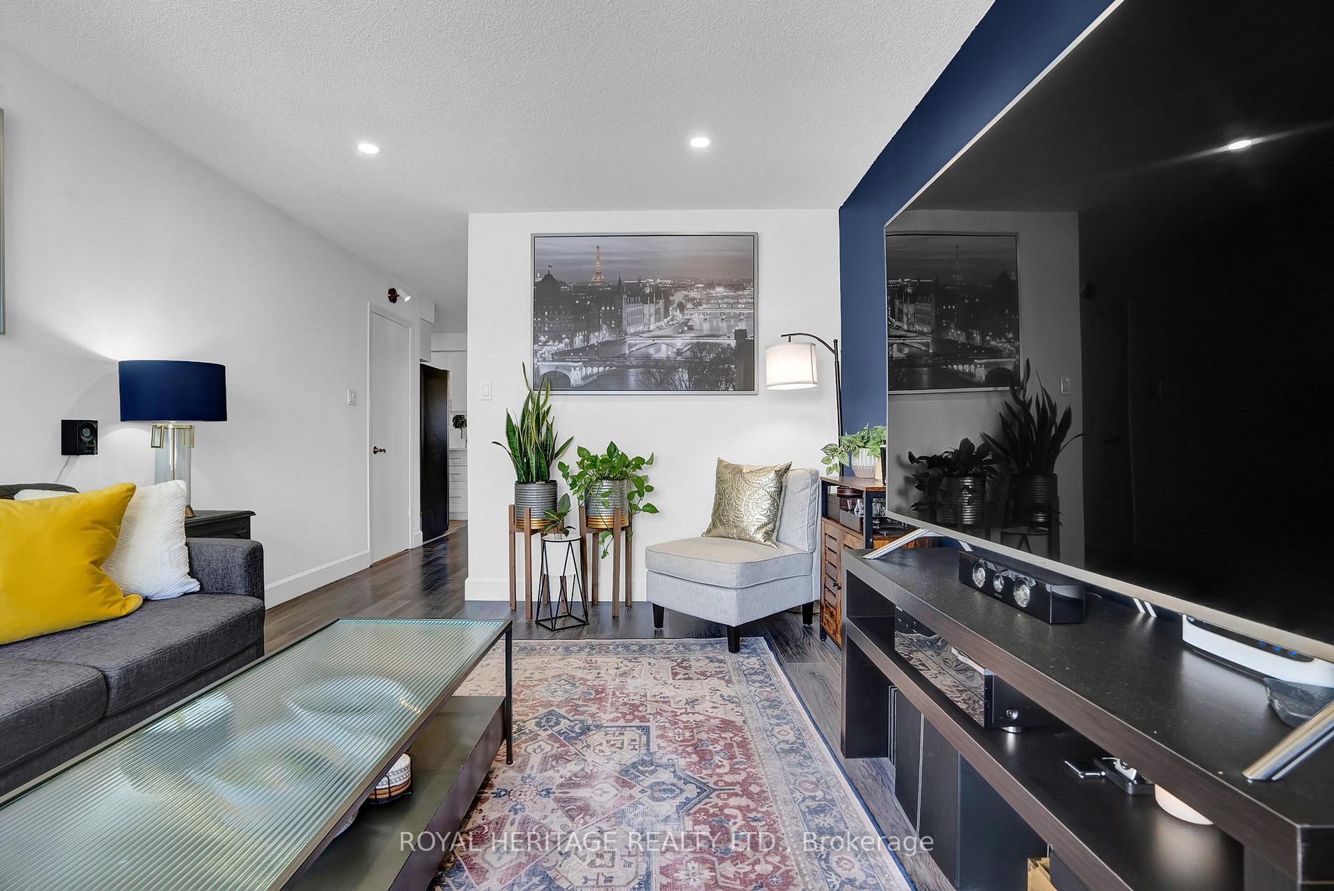Photo 10 of 65 Broadlands Crescent, Clarington, Courtice — HOMEH