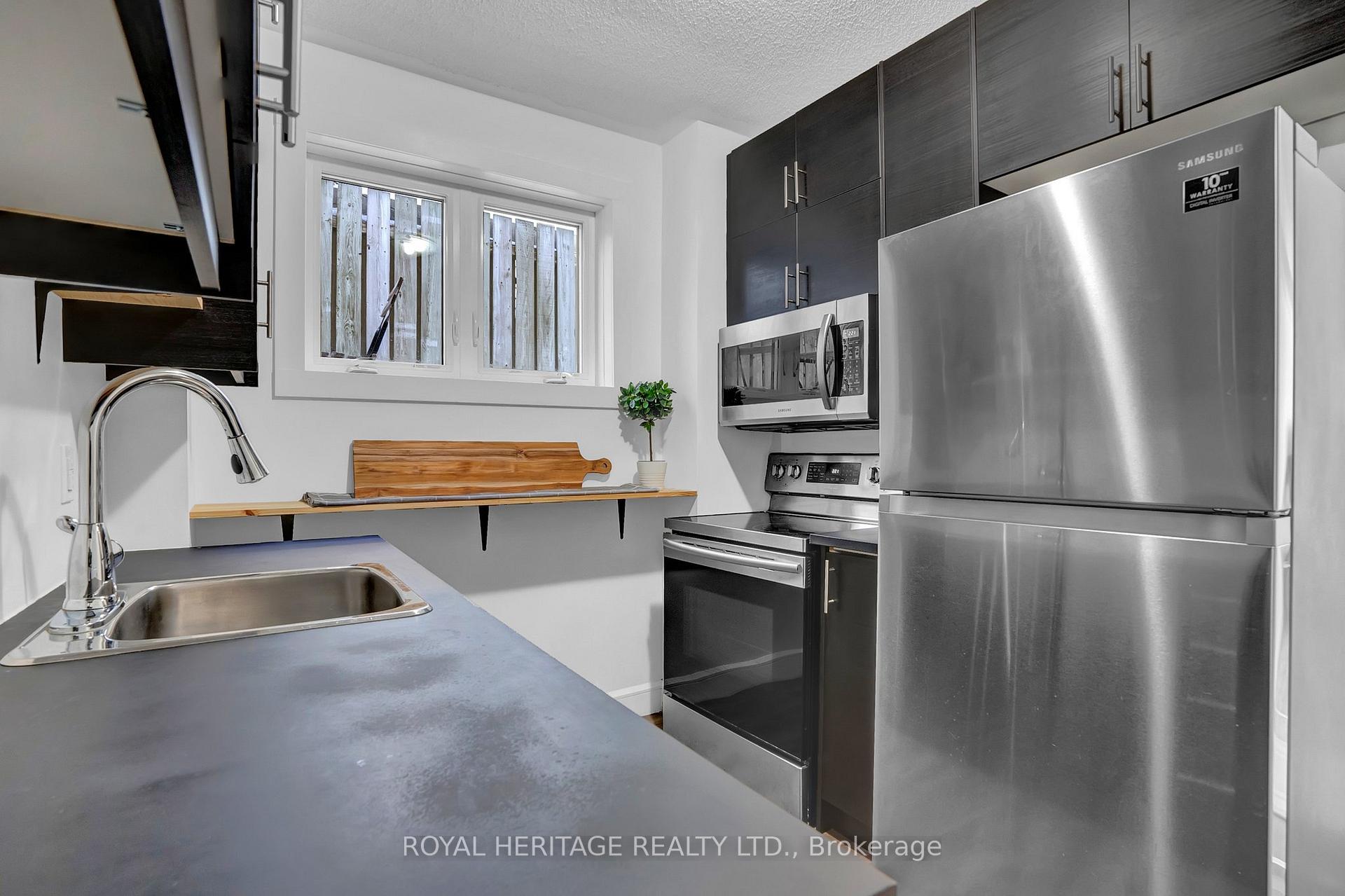 Photo 37 of 65 Broadlands Crescent, Clarington, Courtice — HOMEH