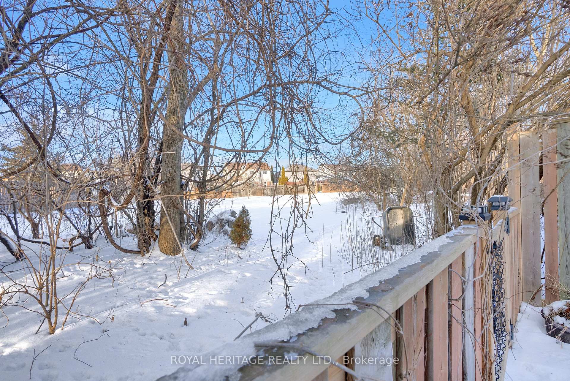 Photo 47 of 65 Broadlands Crescent, Clarington, Courtice — HOMEH