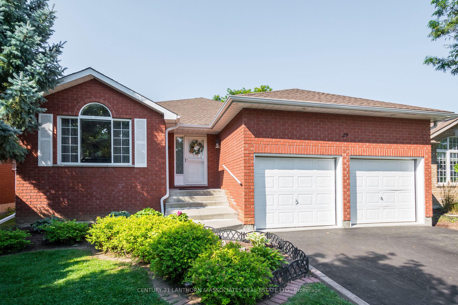 Photo 1 of 29 Grosvenor Drive, Belleville, Belleville Ward — HOMEH