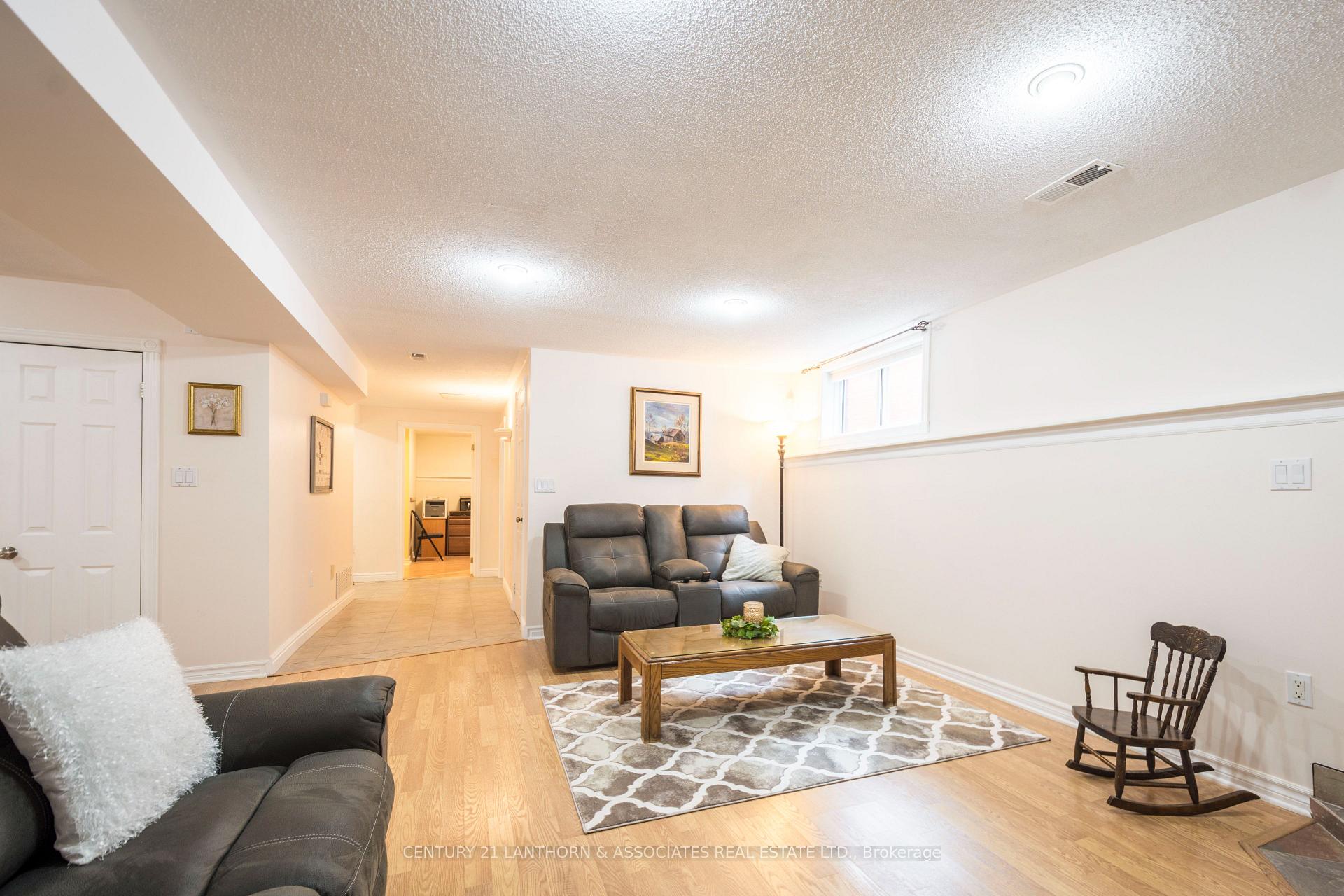 Photo 24 of 29 Grosvenor Drive, Belleville, Belleville Ward — HOMEH