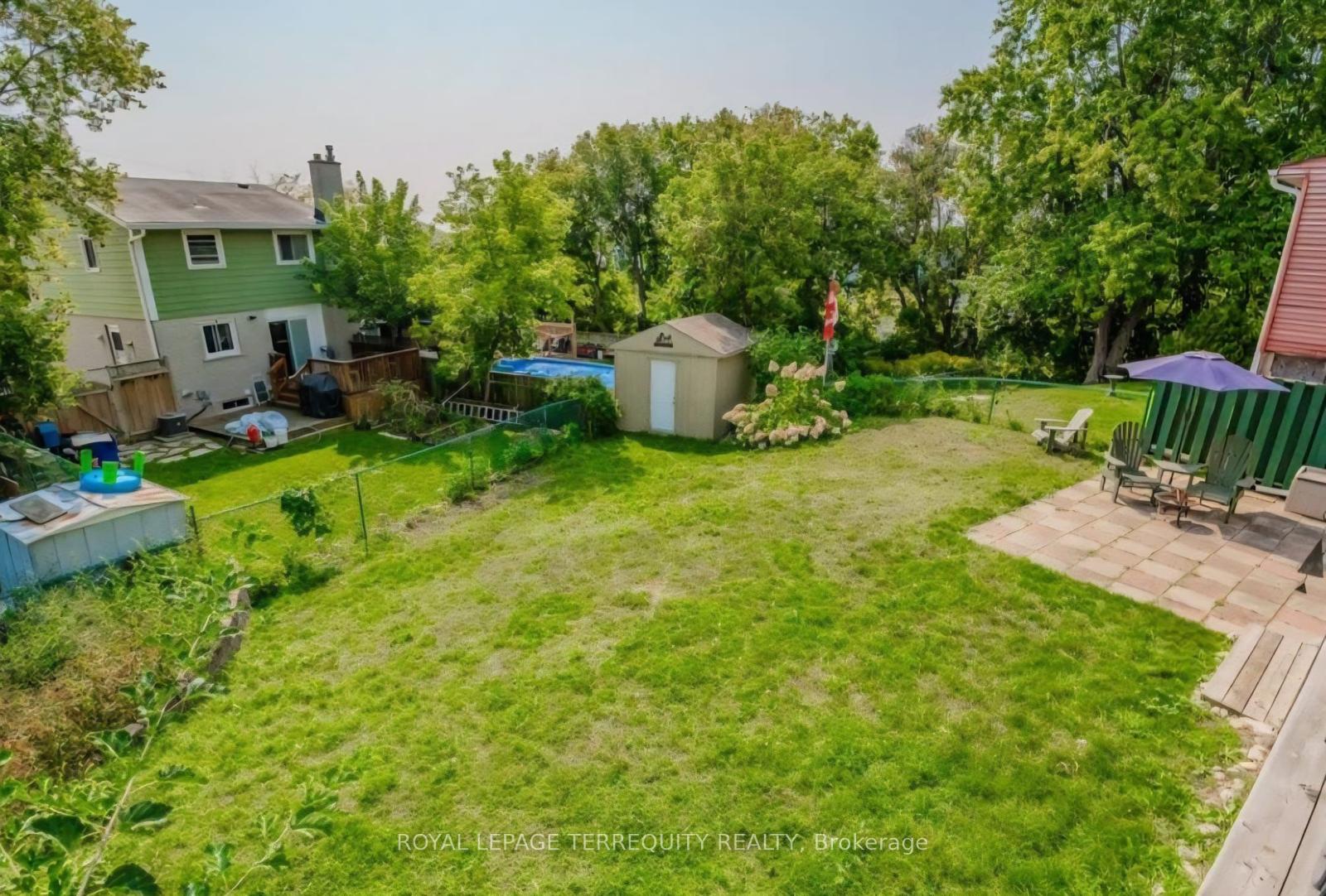 Photo 8 of 1442 Pineview Court, Cambridge — HOMEH
