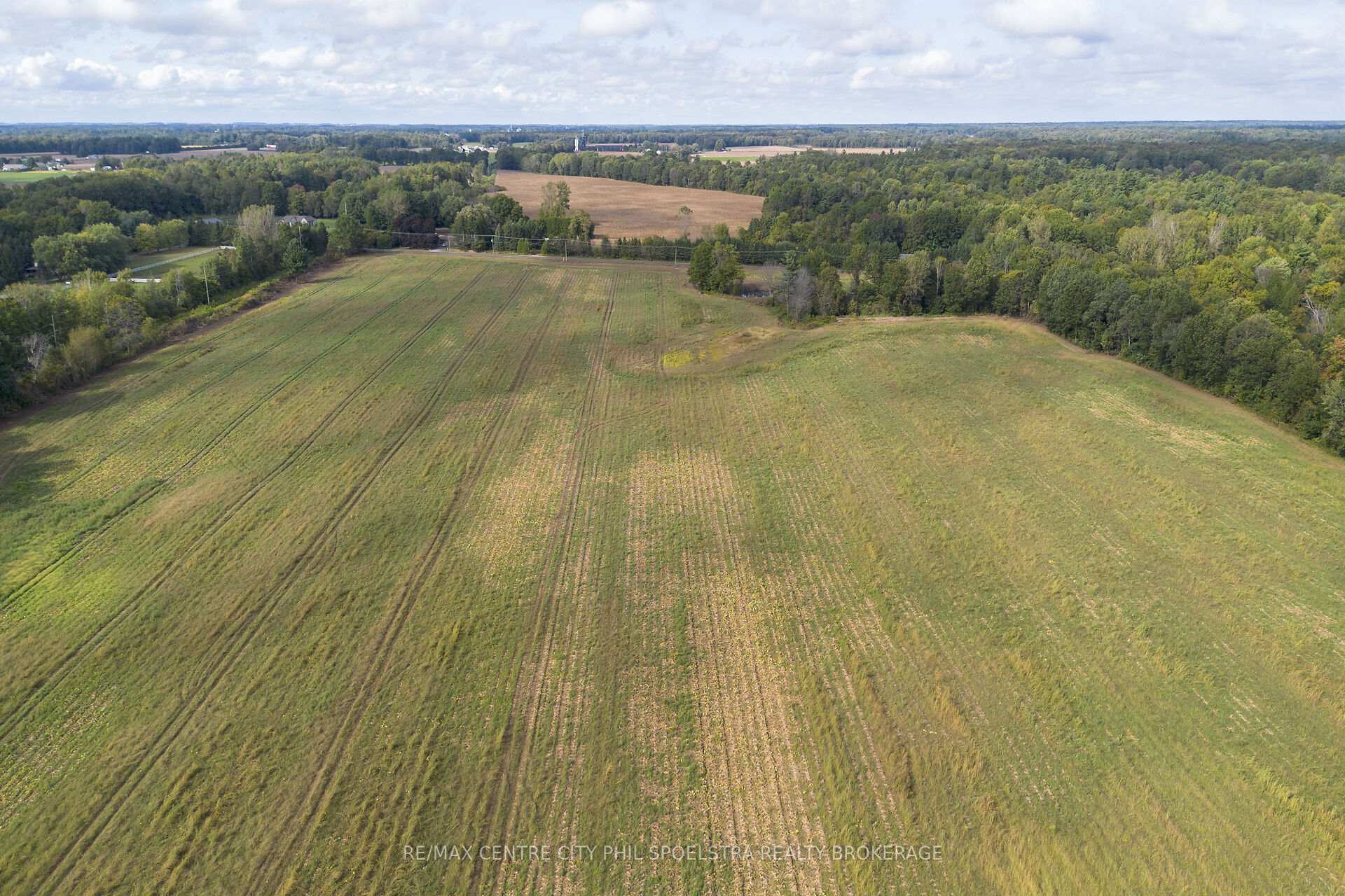 Photo 5 of 55960 Chute Line, Bayham, Rural Bayham — HOMEH