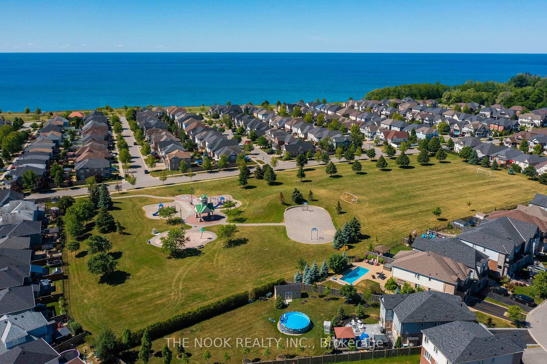 Photo 2 of 39 Doug Walton Lane, Clarington, Newcastle — HOMEH