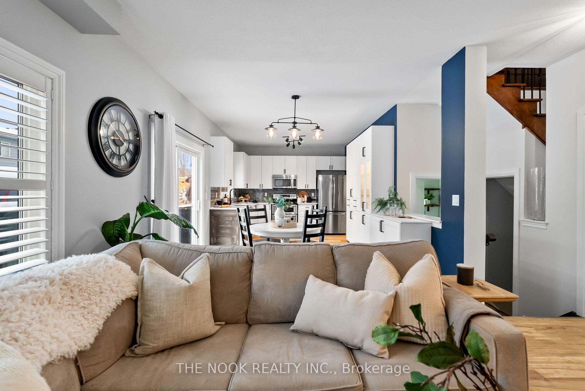 Photo 14 of 39 Doug Walton Lane, Clarington, Newcastle — HOMEH